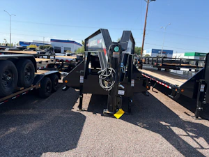Norstar 40x102 IronBull Goosneck Tandem Duals,  25,900K GVWR, Deckover, Slide In Ramps