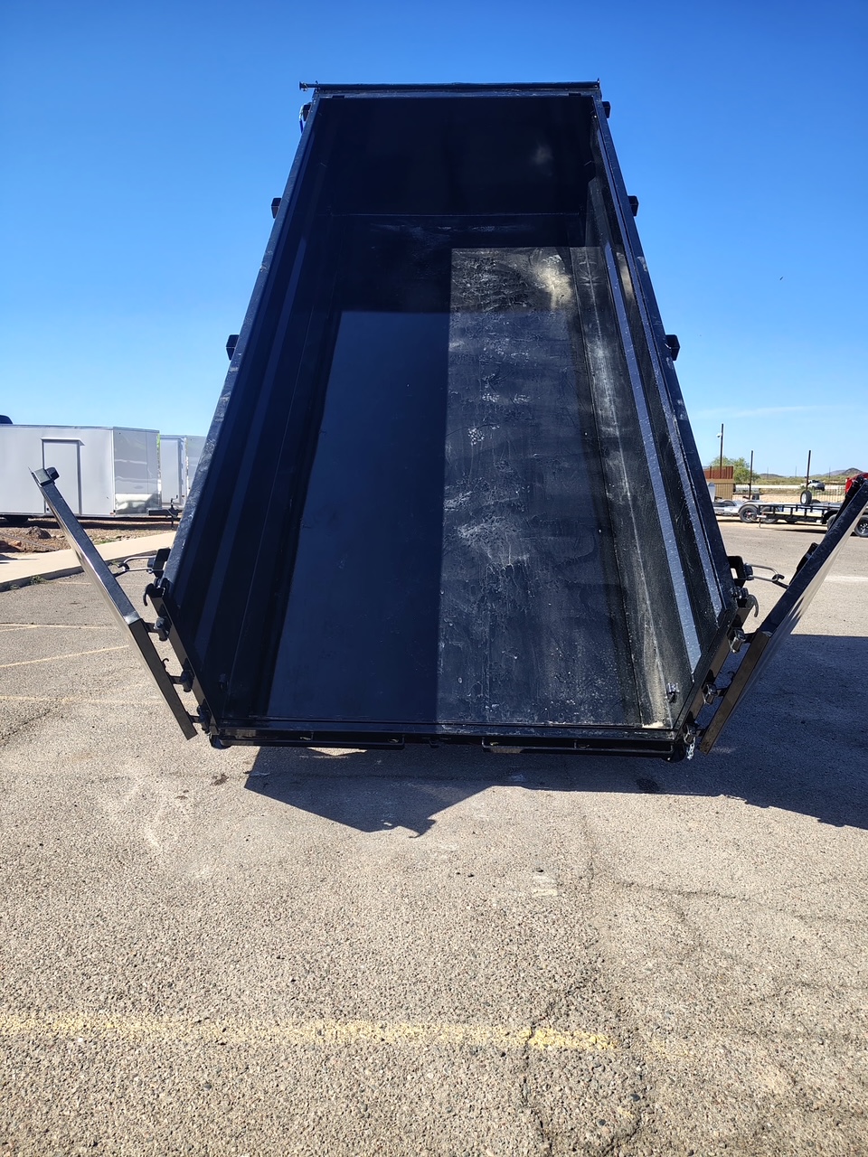 P.J. Trailers 14x83 Tandem Axle, 15,400 GVWR, Low Pro Dump, 36" Sides, 14 Ply Tires - Stock #PJD1693 - Image 6 of 12