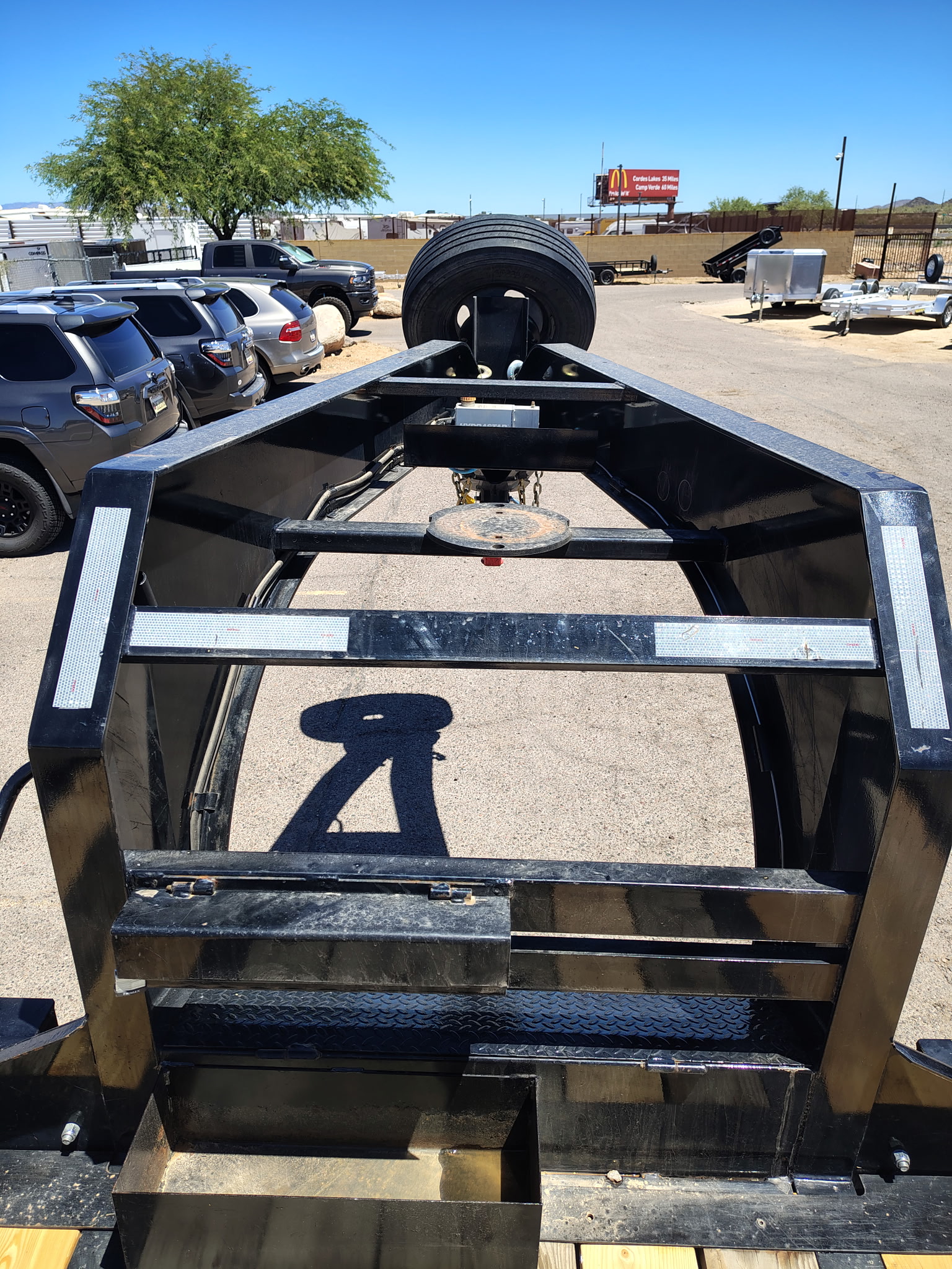 P.J. Trailers 40' Low-Pro Flatdeck w/ Duals, Air Ride, Elec/Hyd Disc brakes, 25K GVWR - Stock #USD8810 - Image 2 of 11