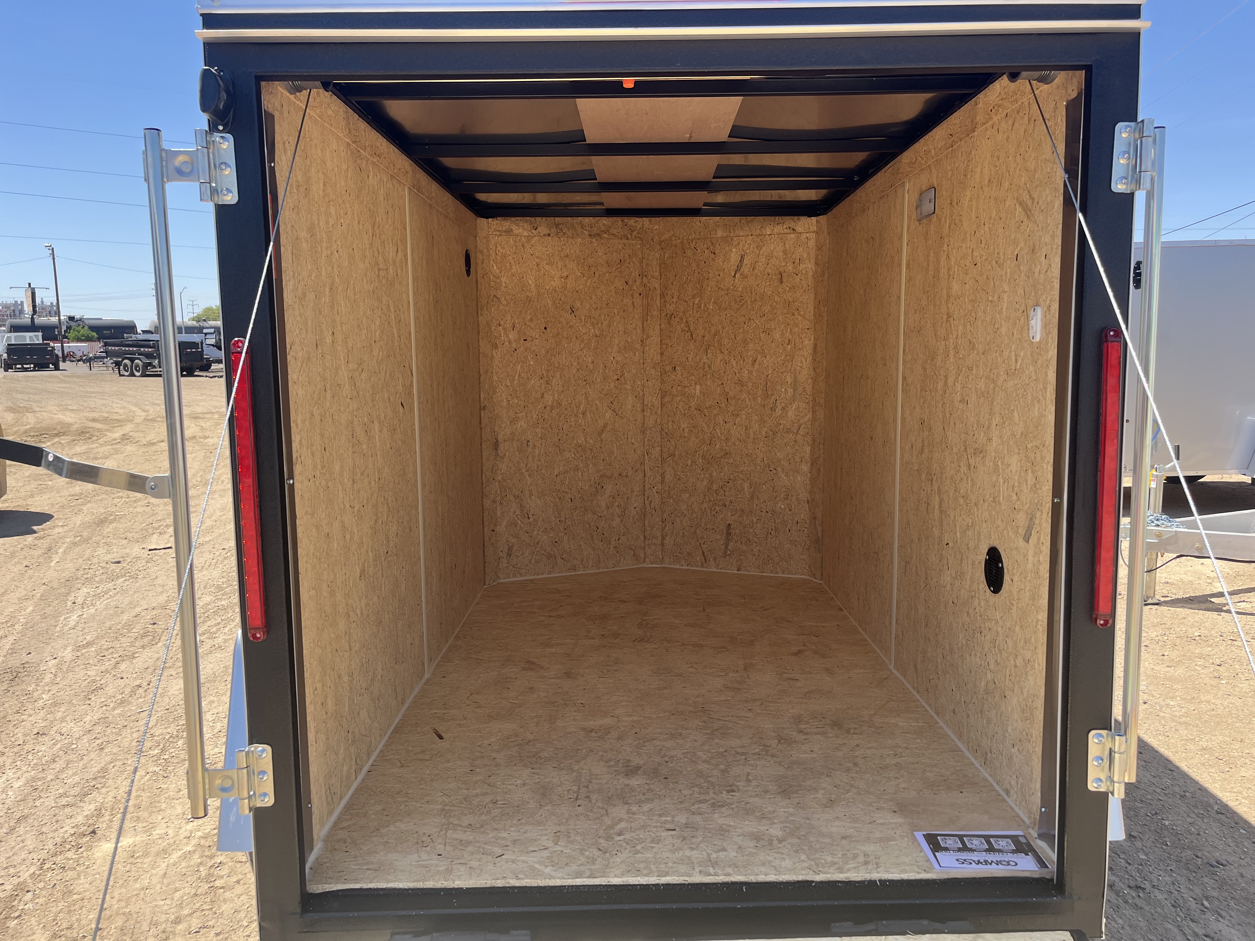 Compass 08x5 Indigo DLX, 3K GVWR, Ramp Door - Stock #CMP2835 - Image 7 of 9