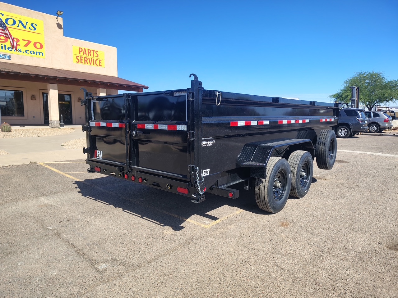 P.J. Trailers 16x83 Tandem Axle, 15,400 GVWR, Low Pro Dump, 36" Sides, 14 Ply Tires - Stock #PJD1684 - Image 3 of 9