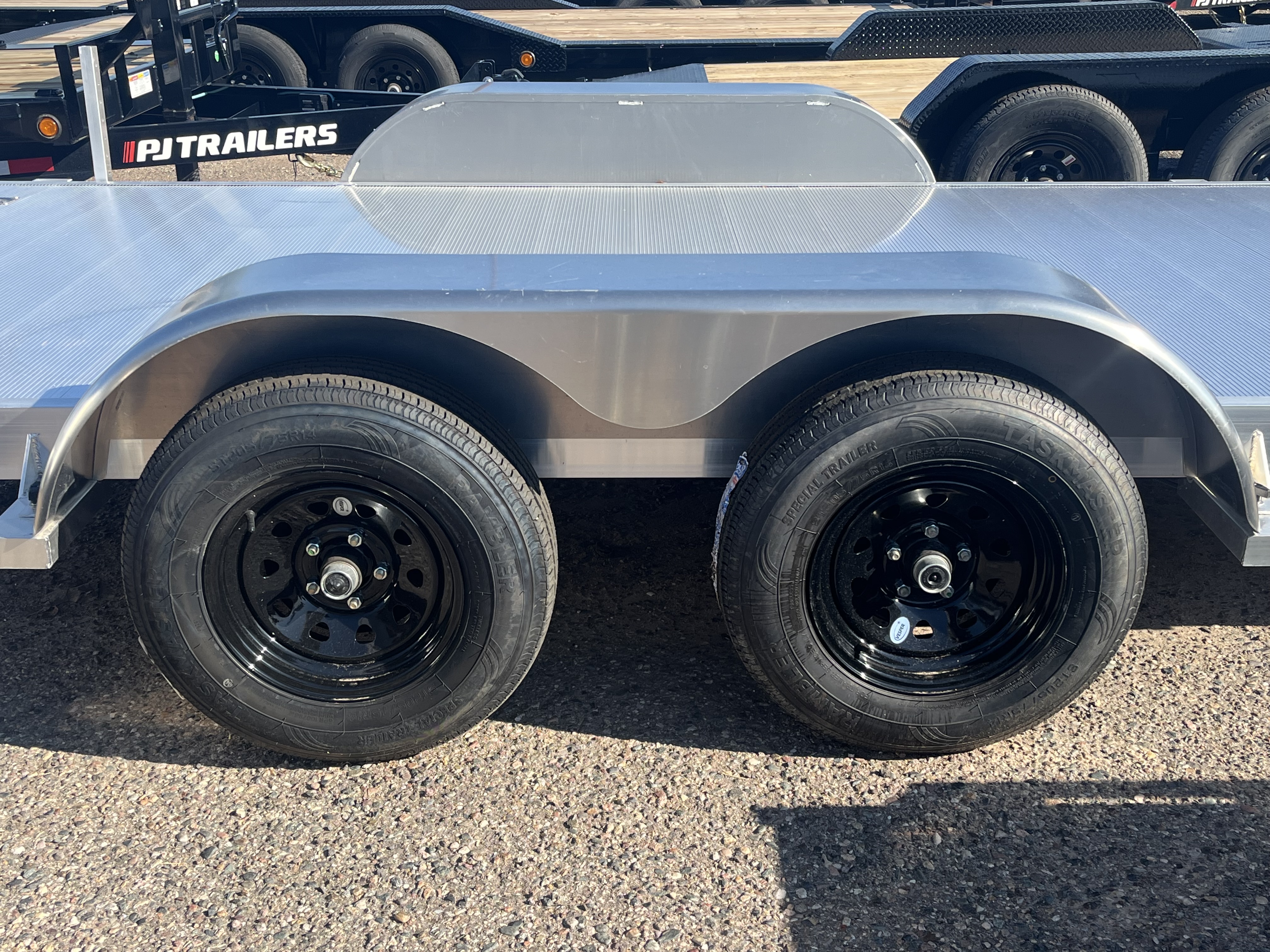 Aluma 16x82 All Aluminum, 7K GVWR, Tandem Axle (8216ESA-TA-EL-R-RTD) - Stock #ALU262 - Image 7 of 9