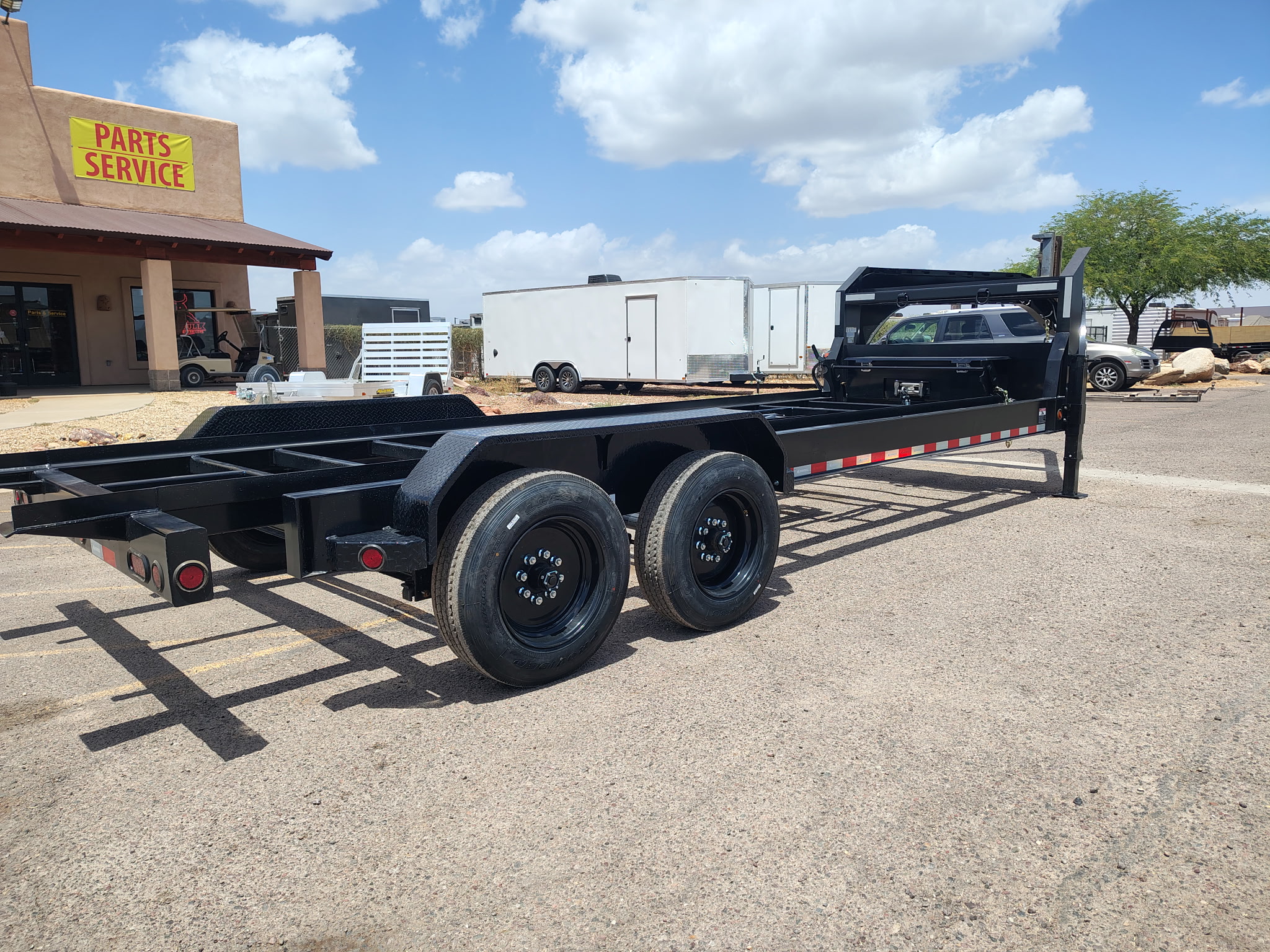 Norstar 20x83 Ironbull Gooseneck, Tandem Axle, Roll Off Chassis, 16K GVWR, 16 PLY - Stock #NST1444 - Image 12 of 13