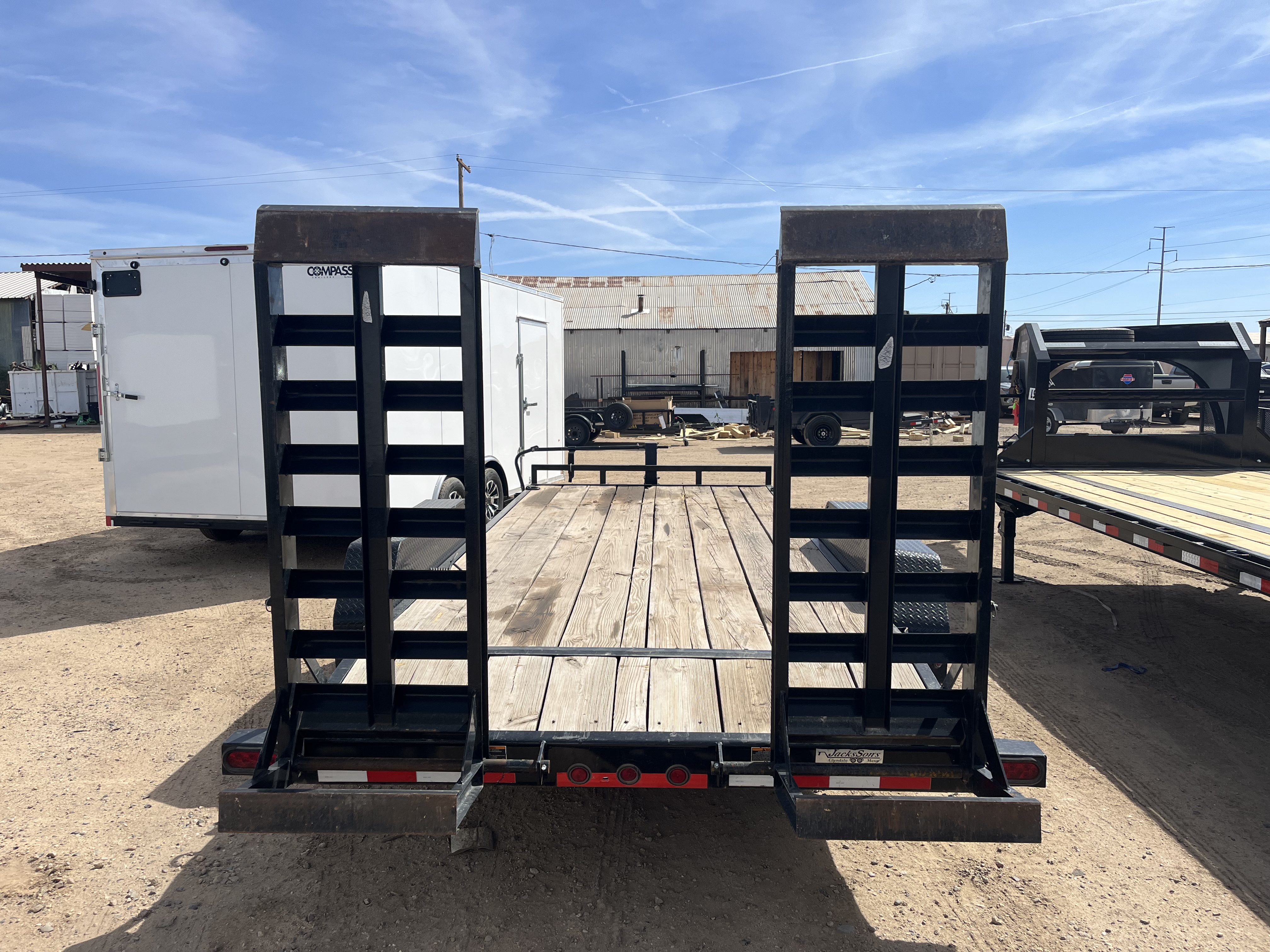 Load Trail 18x83 Car Hauler 14K GVWR - Stock #USD9555 - Image 4 of 7