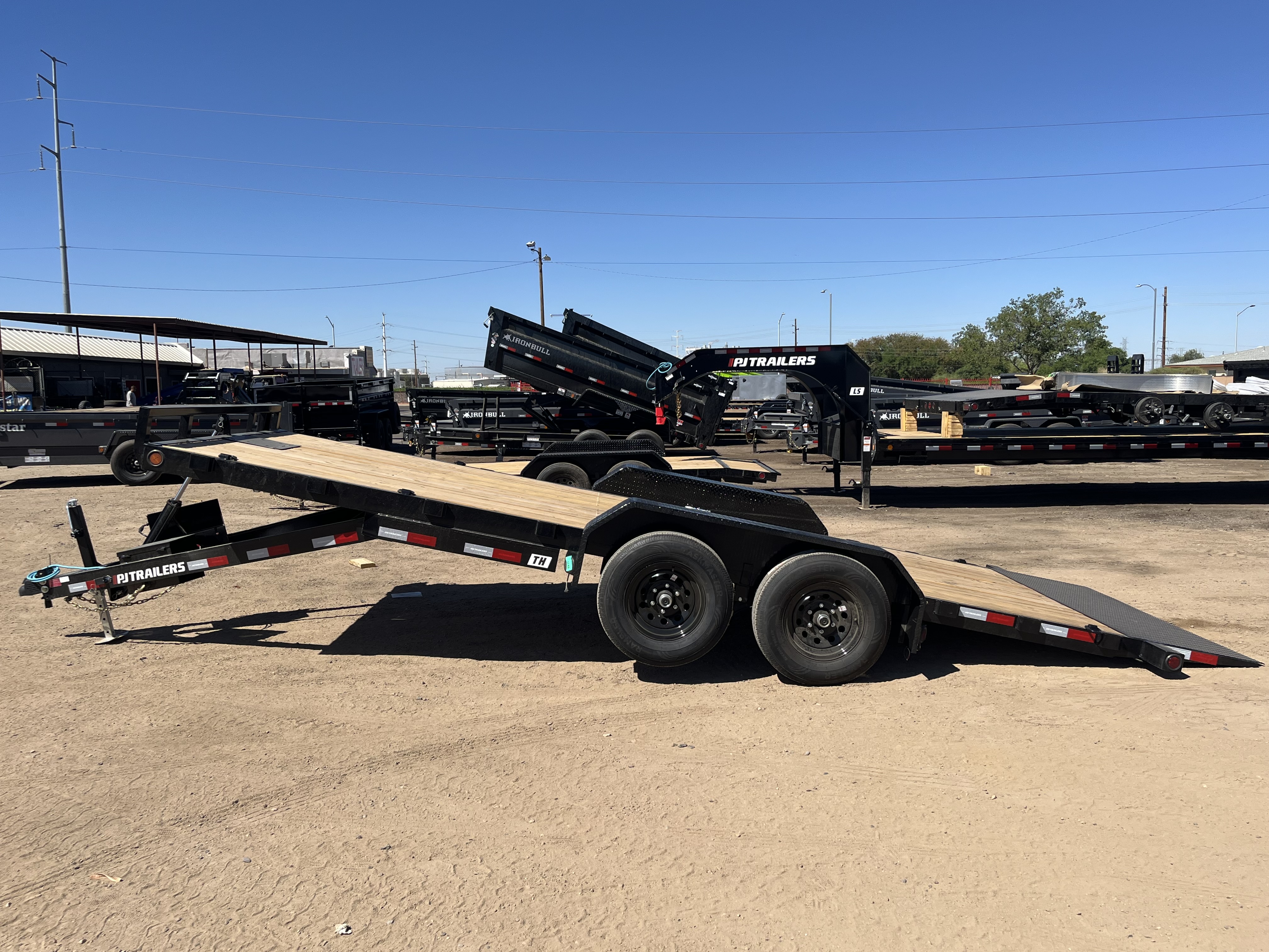 P.J. Trailers 20x83 Hydraulic Quick Tilt, 10K GVWR - Stock #PPJ11217 - Image 9 of 9