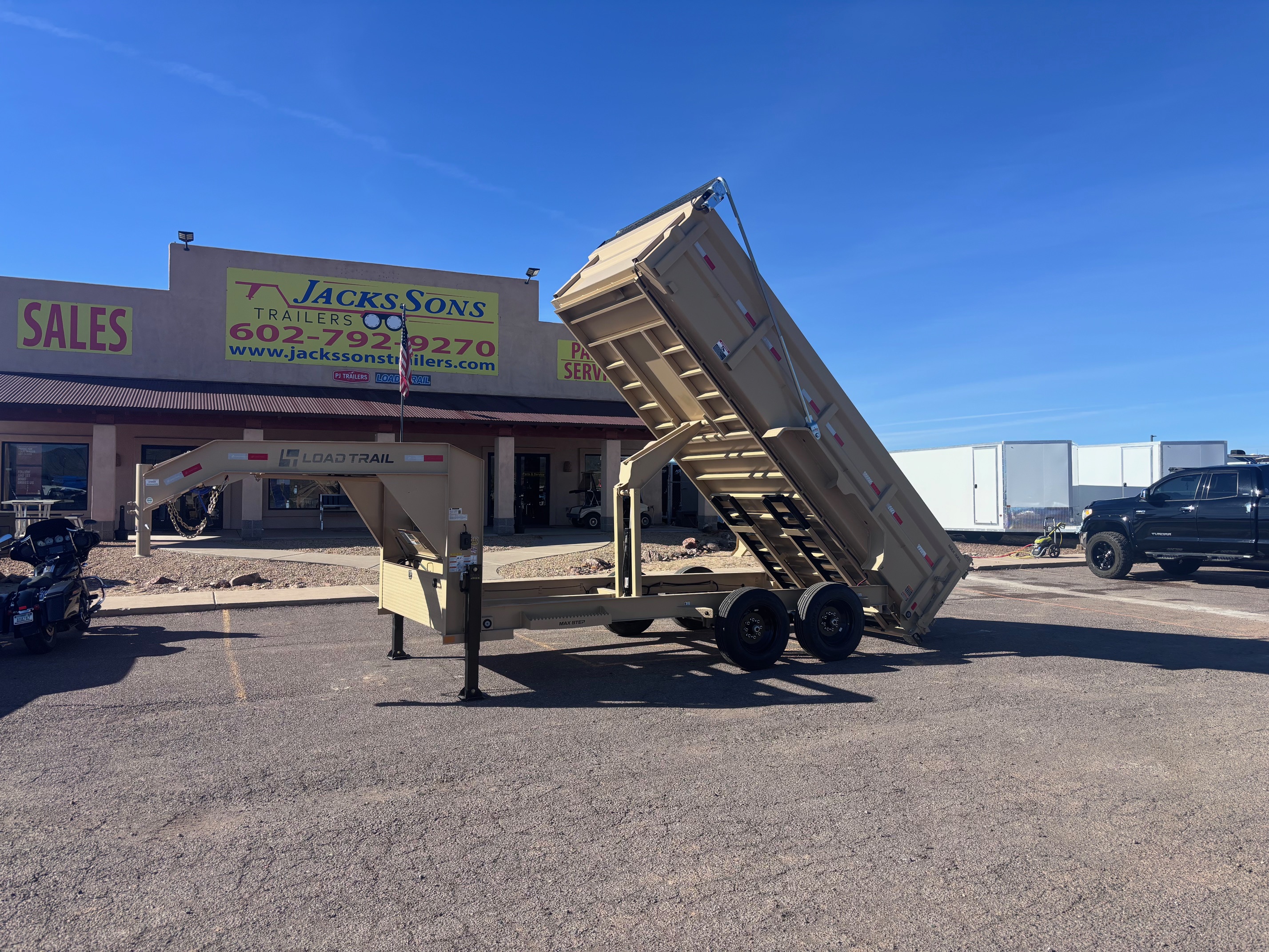 Load Trail 16x83 Gooseneck, Tandem Axle, 16 GVWR, Low-Pro Dump, 36" Sides - Stock #LTD914 - Image 5 of 10
