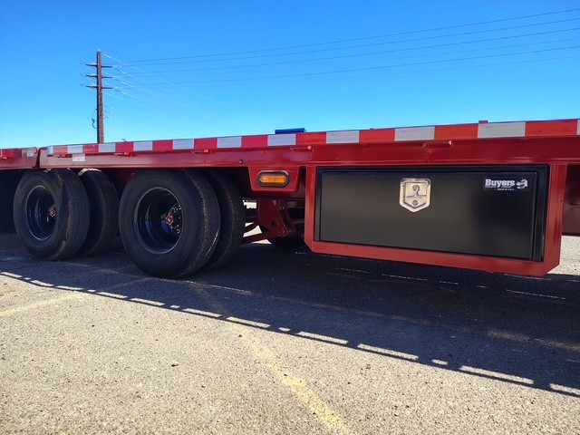 Midsota 36X102  Gooseneck, Tandem Axle, 10FT Hydraulic Tail, Hyd. Jacks, 25,900 GVWR - Stock #MI003 - Image 2 of 18