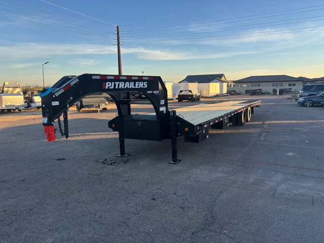 PJ Trailers 36'x102" Flatbed Trailer (LY1)