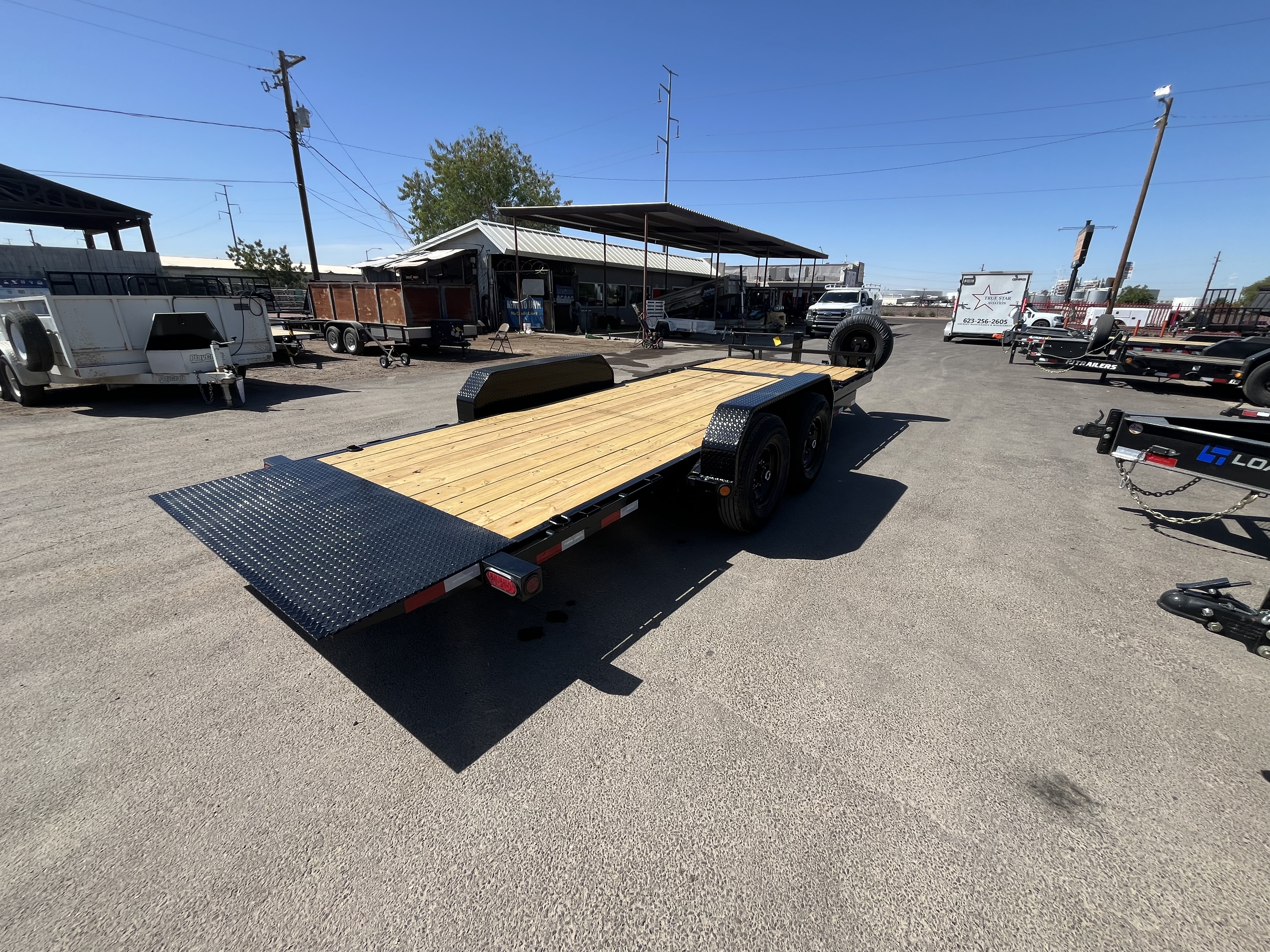 P.J. Trailers 20x83 Tandem Axle, 14K GVWR, Equipment Tilt - Stock #PPJ11172 - Image 8 of 11