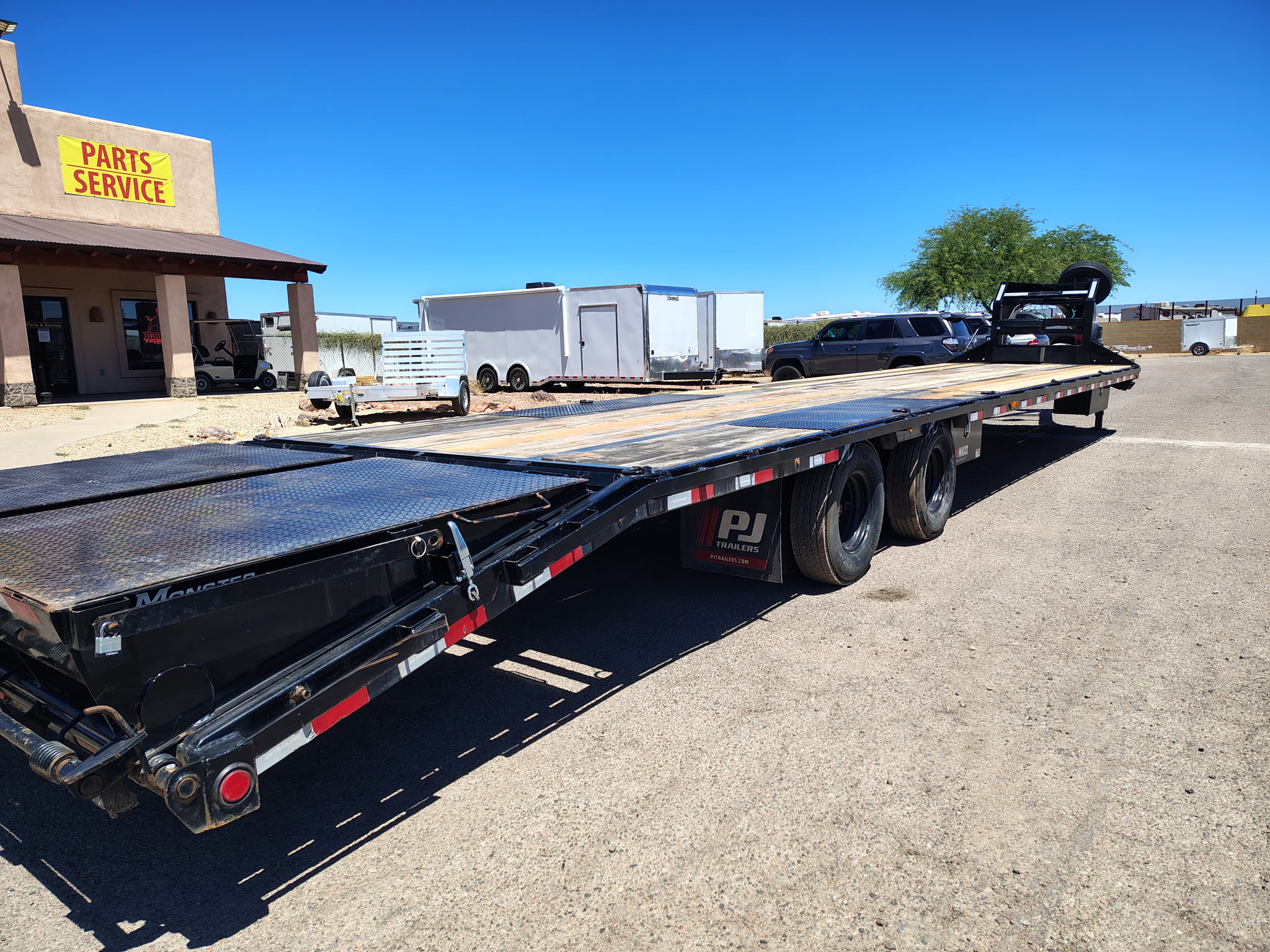 P.J. Trailers 40' Low-Pro Flatdeck w/ Duals, Air Ride, Elec/Hyd Disc brakes, 25K GVWR - Stock #USD8810 - Image 9 of 11