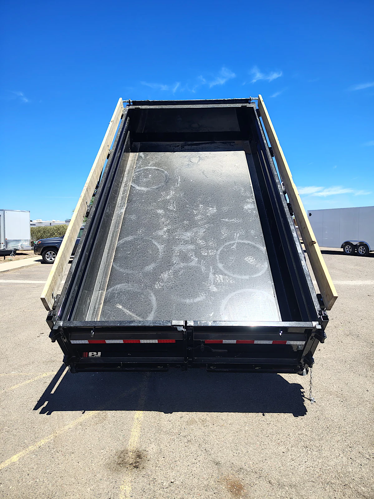 PJ Trailers 14'x83" Voyager Dump Trailer w/ 2' Sides (DV) - Stock #PJD1704 - Image 4 of 10 PJ Trailers 14'x83" Voyager Dump Trailer w/ 2' Sides (DV) - Stock #PJD1704 - Image 4 of 10