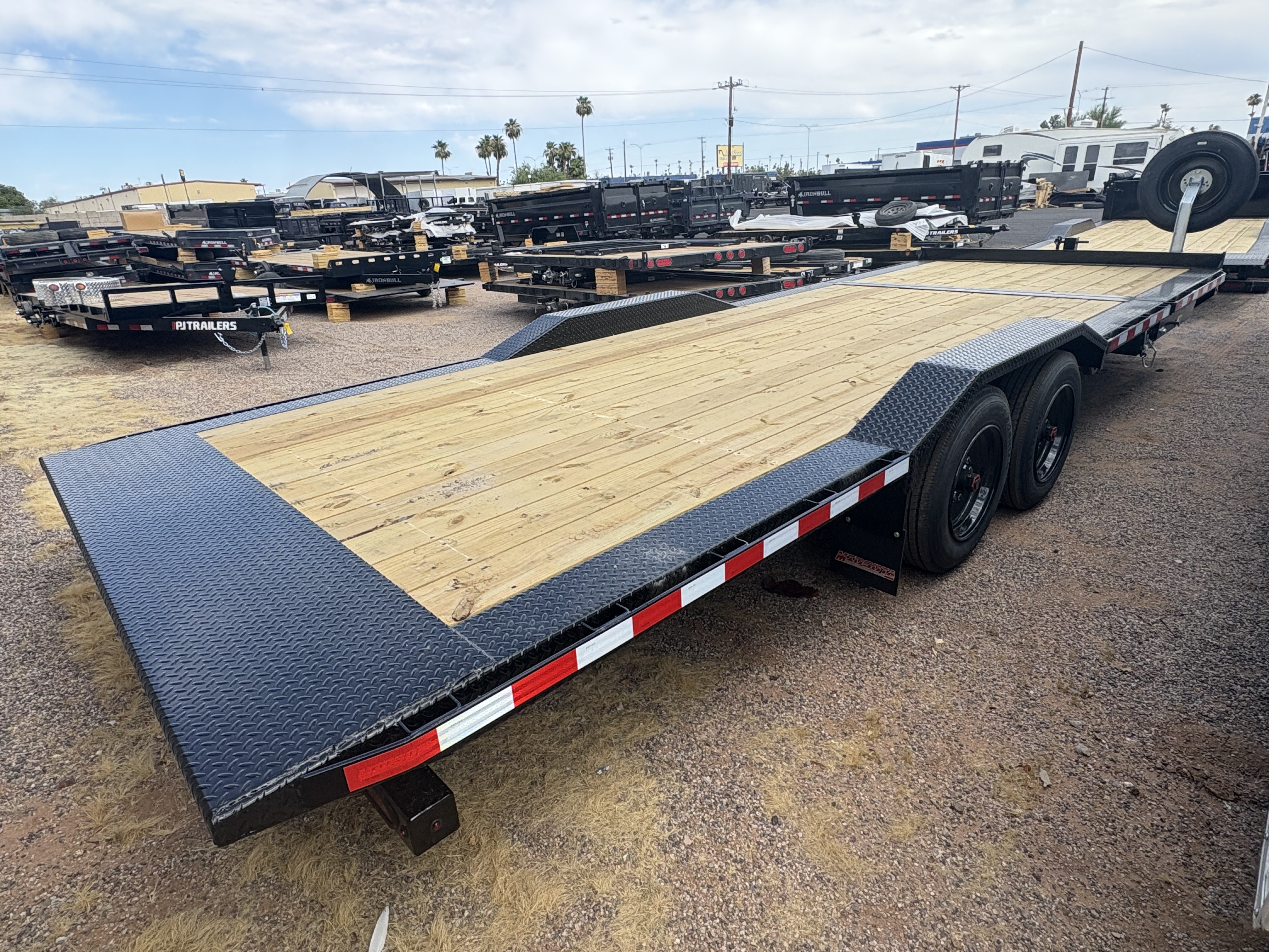 Midsota 24'x102" Tilt Trailer (TBWB)