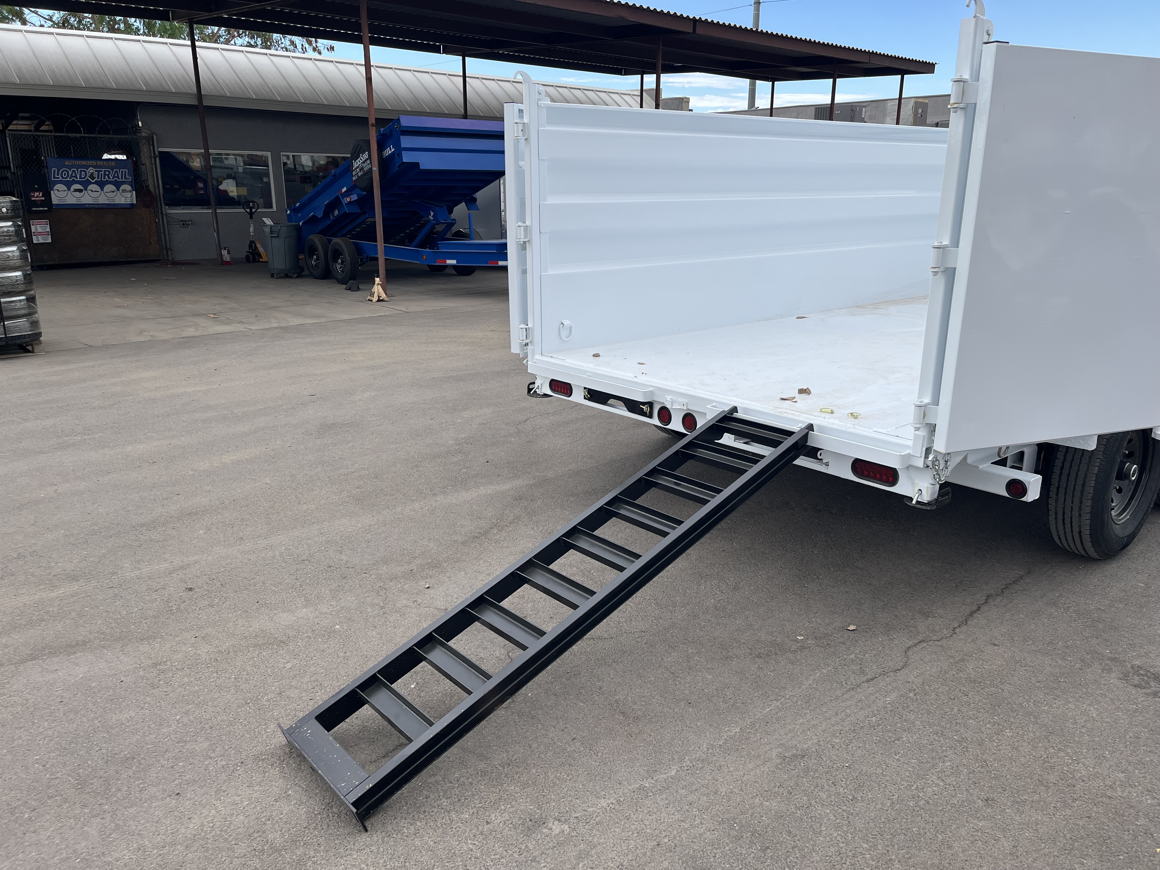 PJ Trailers 14'x83" Scissor Low-Pro High Side Dump Trailer w/ 48" Sides (DM)