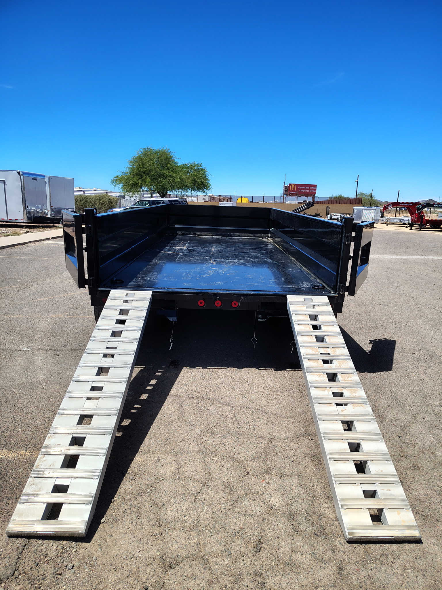 Iron Bull 16'x83" Scissor Dual I-Beam Bumper Pull Dump Trailer w/ 24" Sides (DTB)