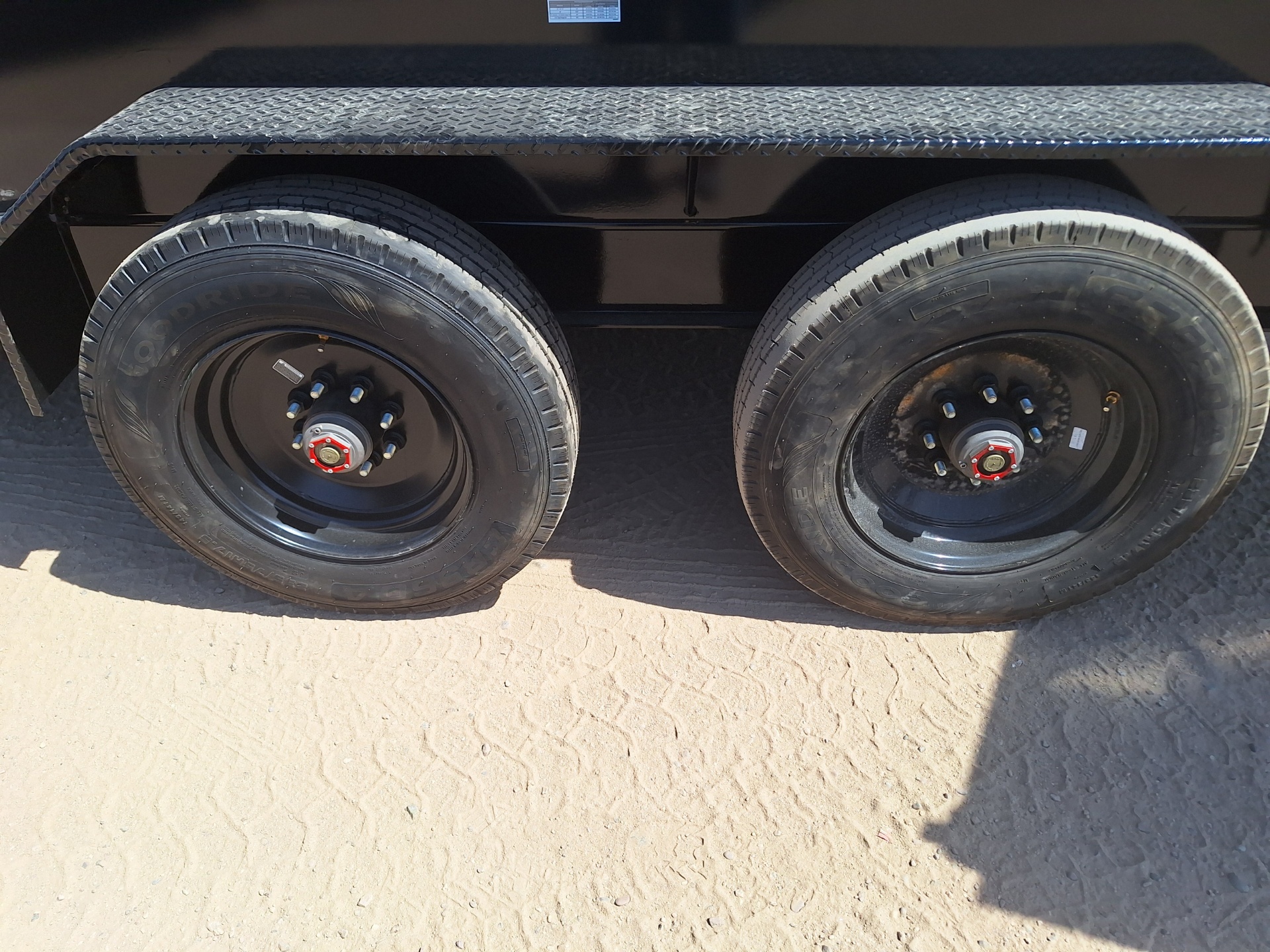 P.J. Trailers 16x83 Tandem Axle, 22K GVWR, HD Low-Pro Dump, 48" Sides - Stock #PJD1593 - Image 14 of 15
