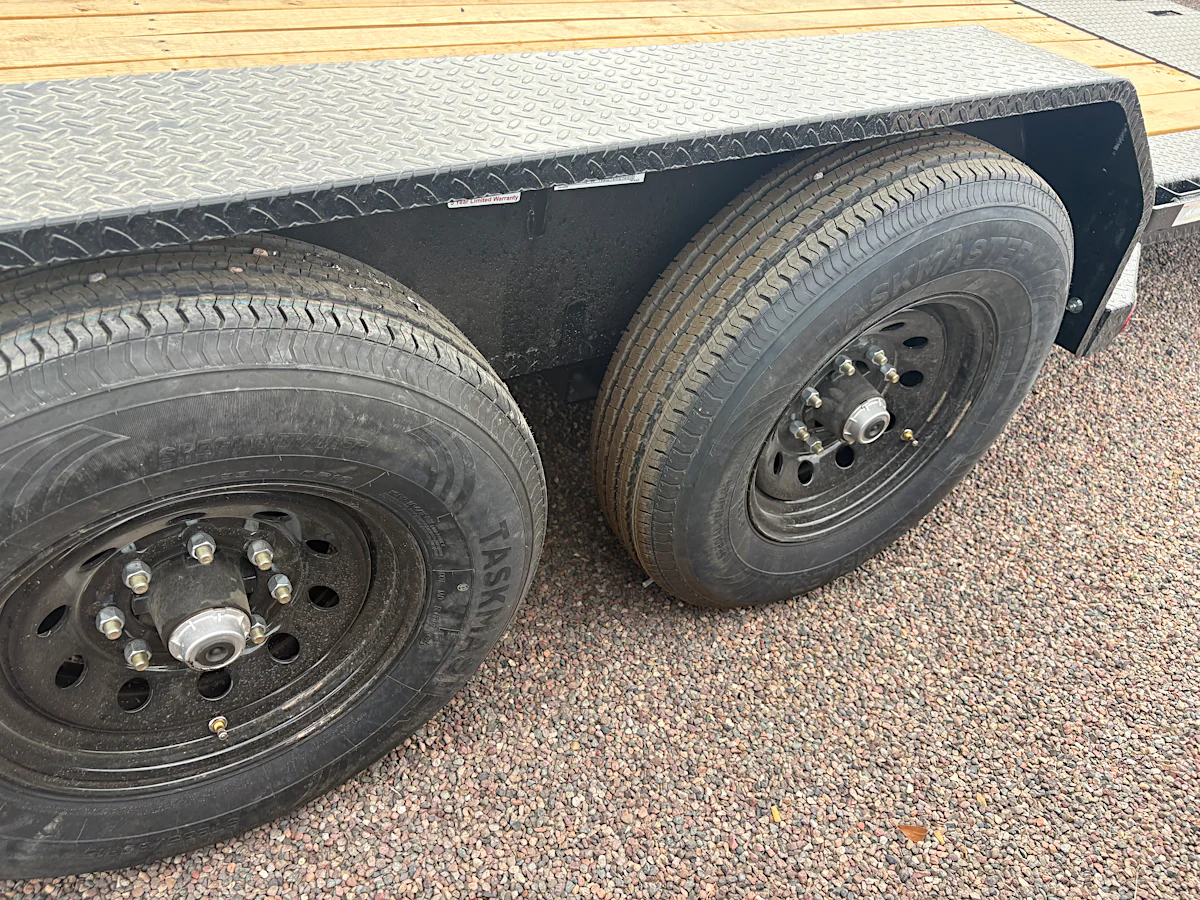 Norstar 20x83 IronBull Tandem Axle, 14K GVWR, Low-Pro Gravity Tilt - Stock #NS568 - Image 3 of 5 Norstar 20x83 IronBull Tandem Axle, 14K GVWR, Low-Pro Gravity Tilt - Stock #NS568 - Image 3 of 5