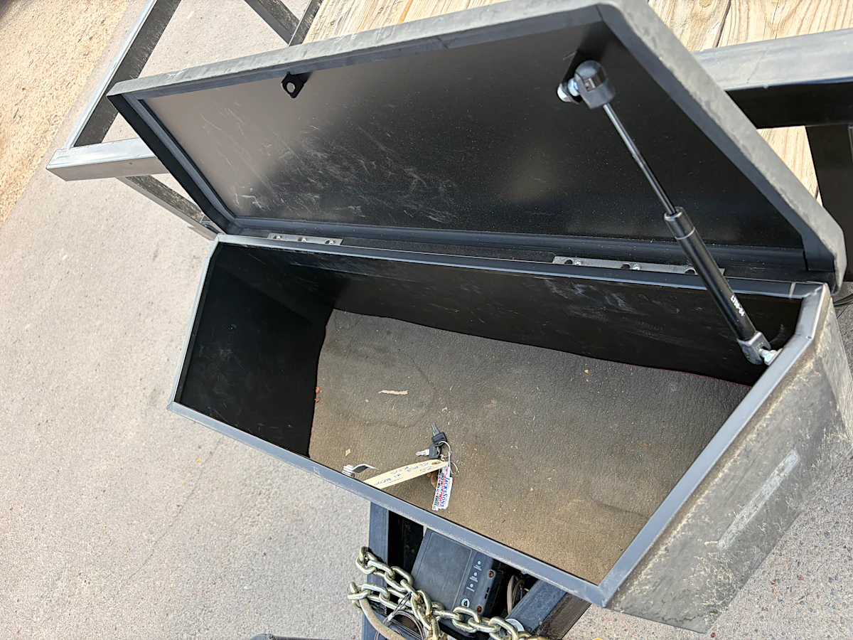Big Tex 14x77 UTILITY TRAILER, TANDEM AXLE - Stock #USD0952 - Image 1 of 7 Big Tex 14x77 UTILITY TRAILER, TANDEM AXLE - Stock #USD0952 - Image 1 of 7