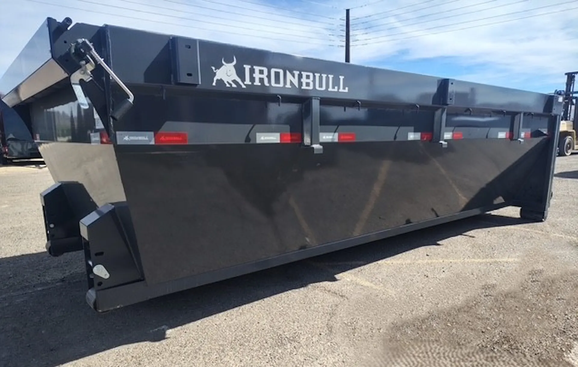 Roll-off dump bin