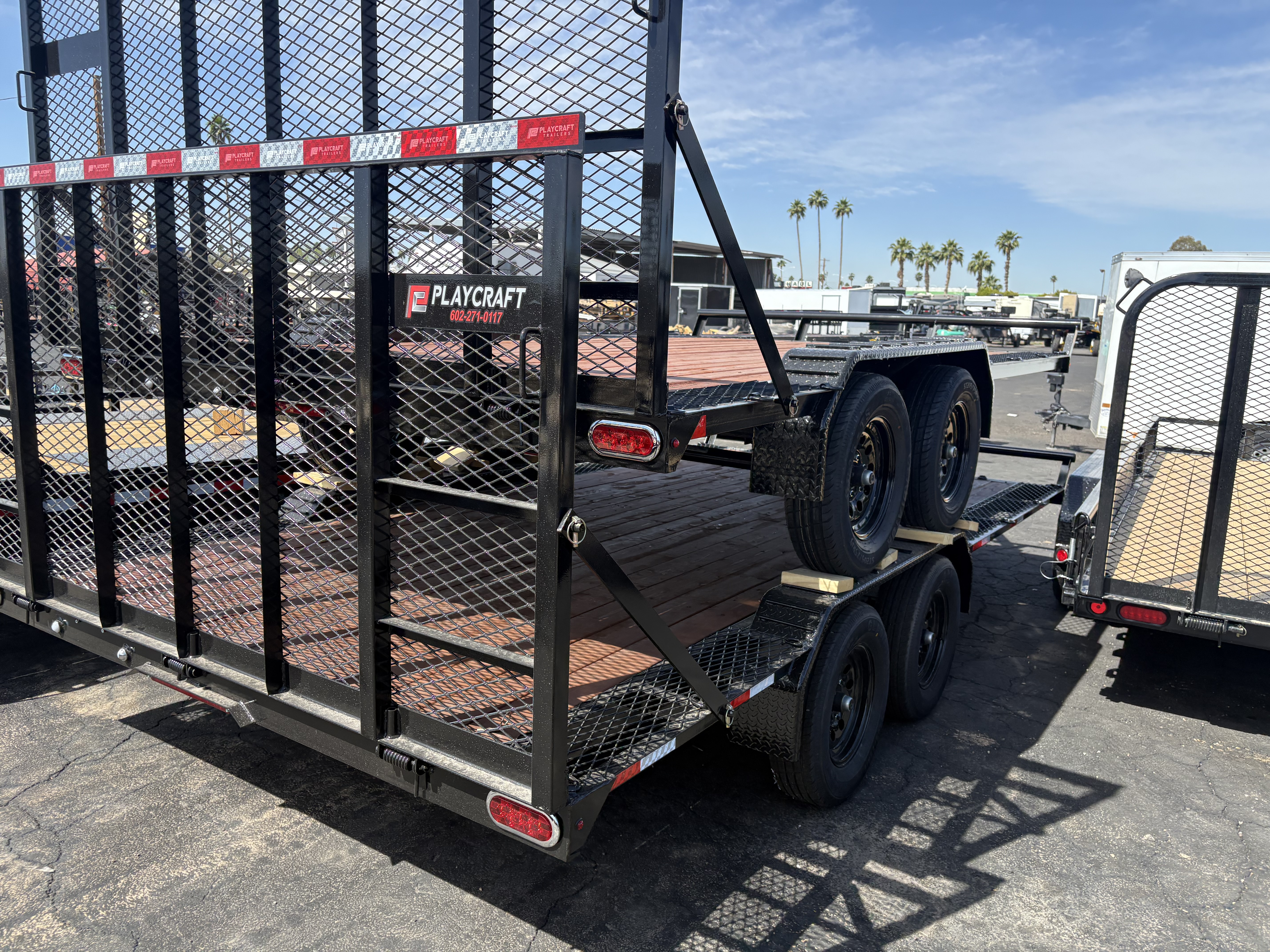 SUN COUNTRY TRAILERS 14x102 Playcraft Side x Side, 7K GVWR, Drive Over Fenders - Stock #PLC0880 - Image 5 of 5