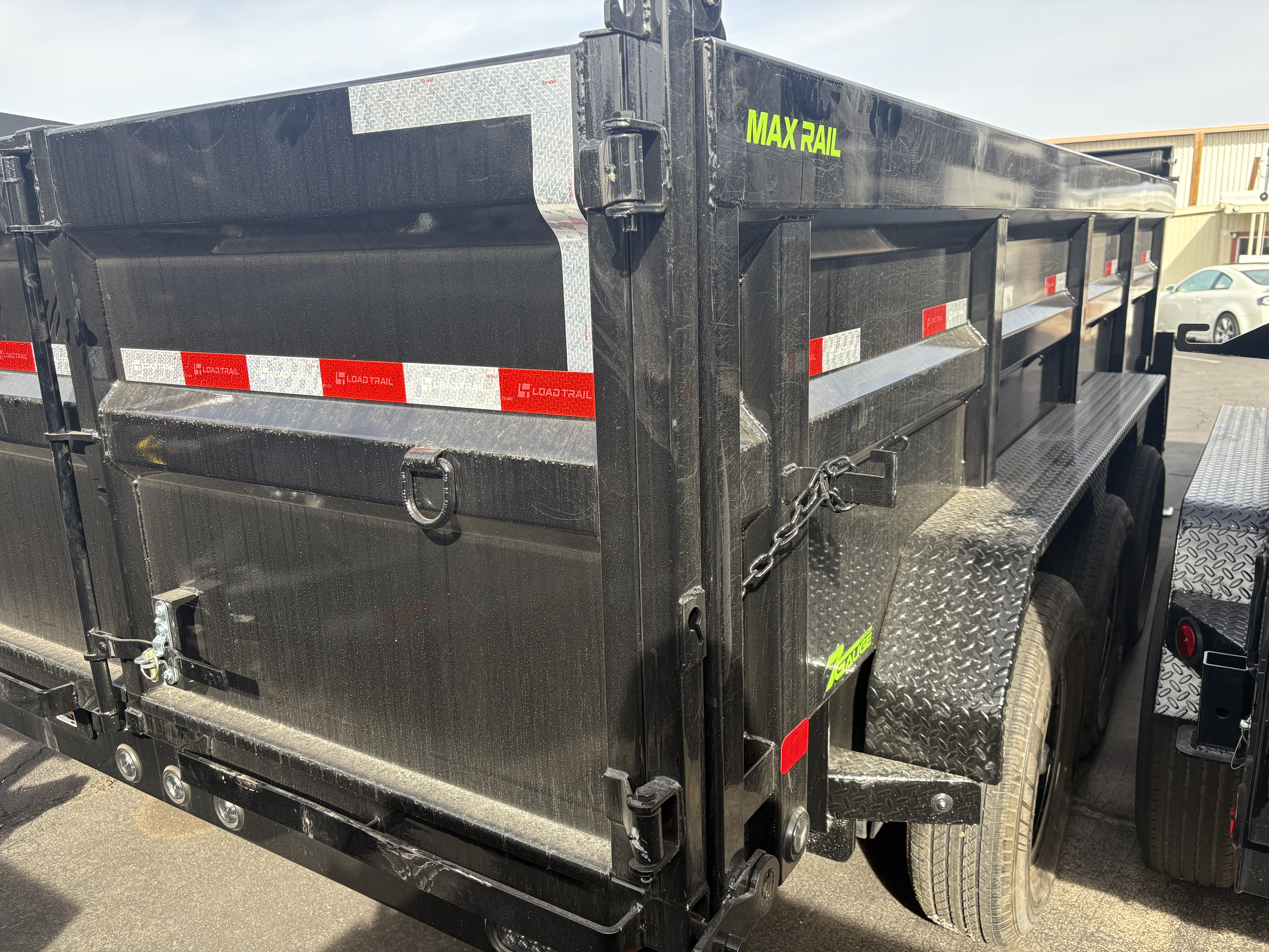 Load Trail 16x83 Gooseneck, Triple Axle, 21K GVWR, Telescopic, 36" Sides, 14 Ply Tires - Stock #LTD920 - Image 5 of 5