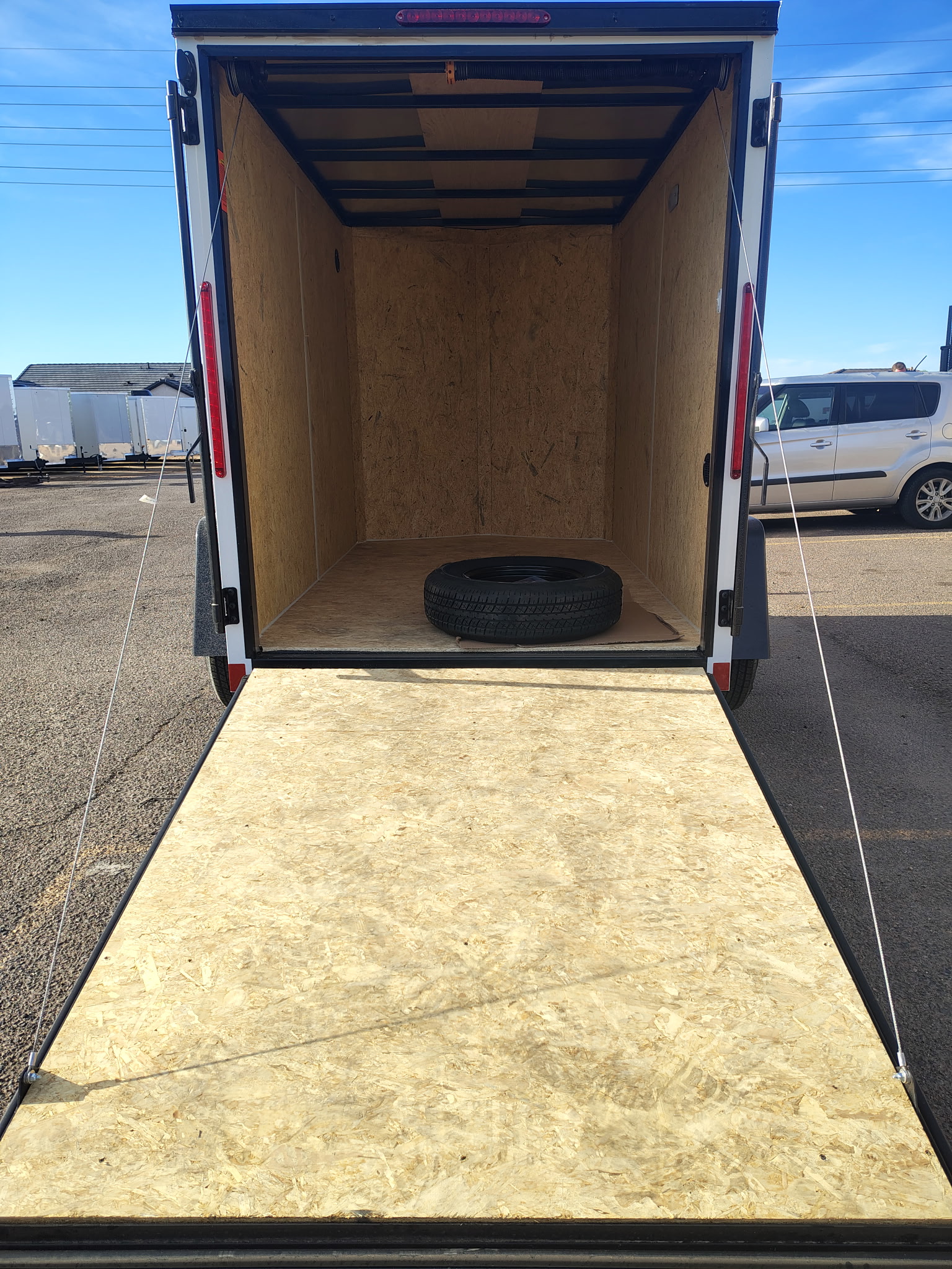 Compass 08x5 Indigo DLX, 3K GVWR, Ramp Door - Stock #CMP2825 - Image 6 of 8