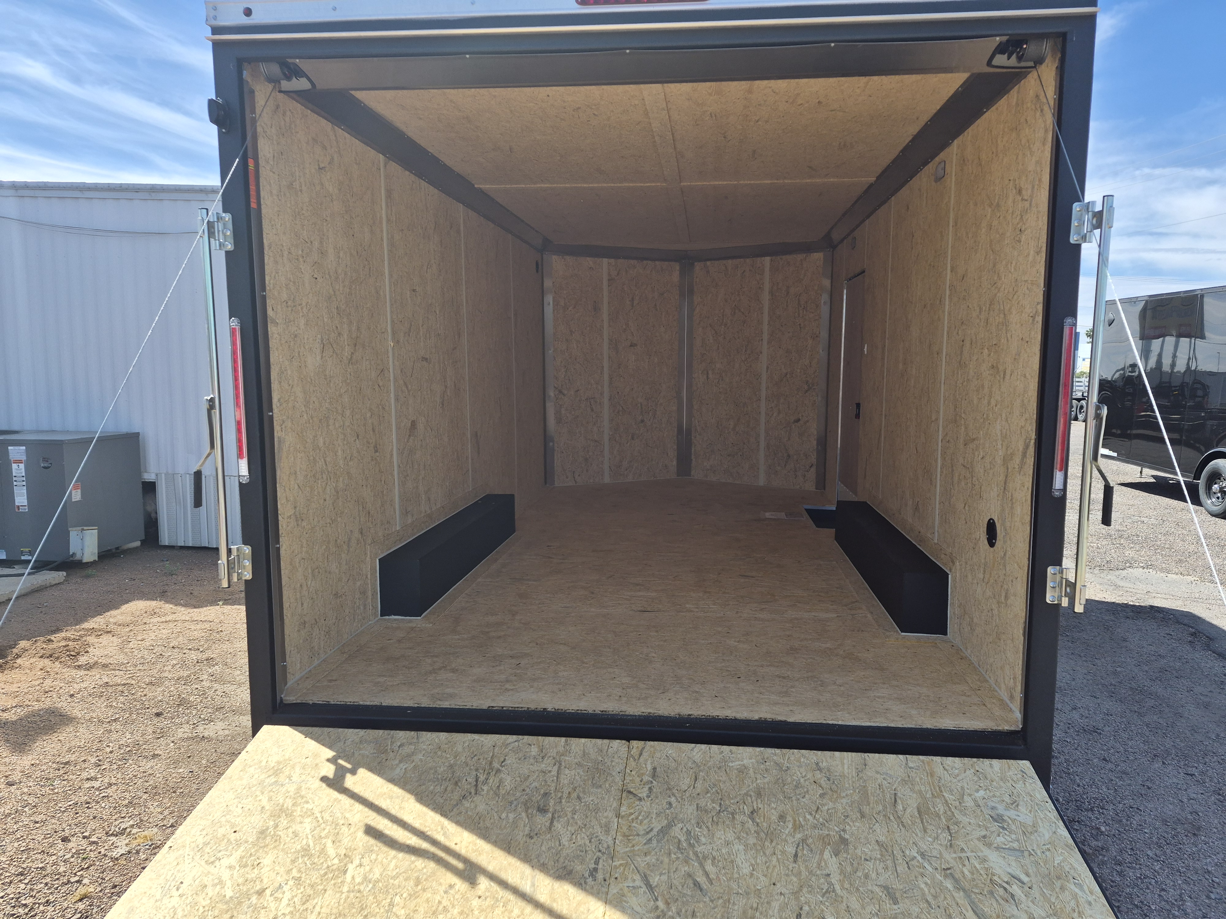 Compass 16x8.5 Jasper SE, 10K GVWR, Ramp Door - Stock #CMP2831 - Image 3 of 5