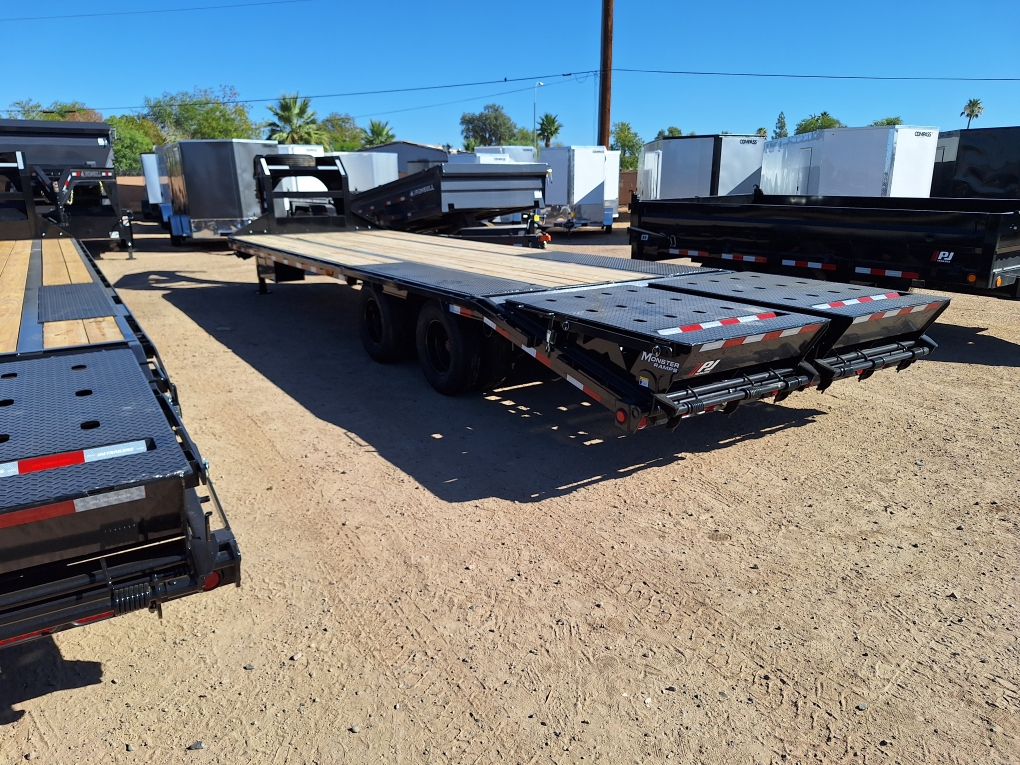 P.J. Trailers 28' Gooseneck Low-Pro Flatdeck with Duals, Hydraulic Jacks, 25K GVWR - Stock #PPJ10752 - Image 3 of 7