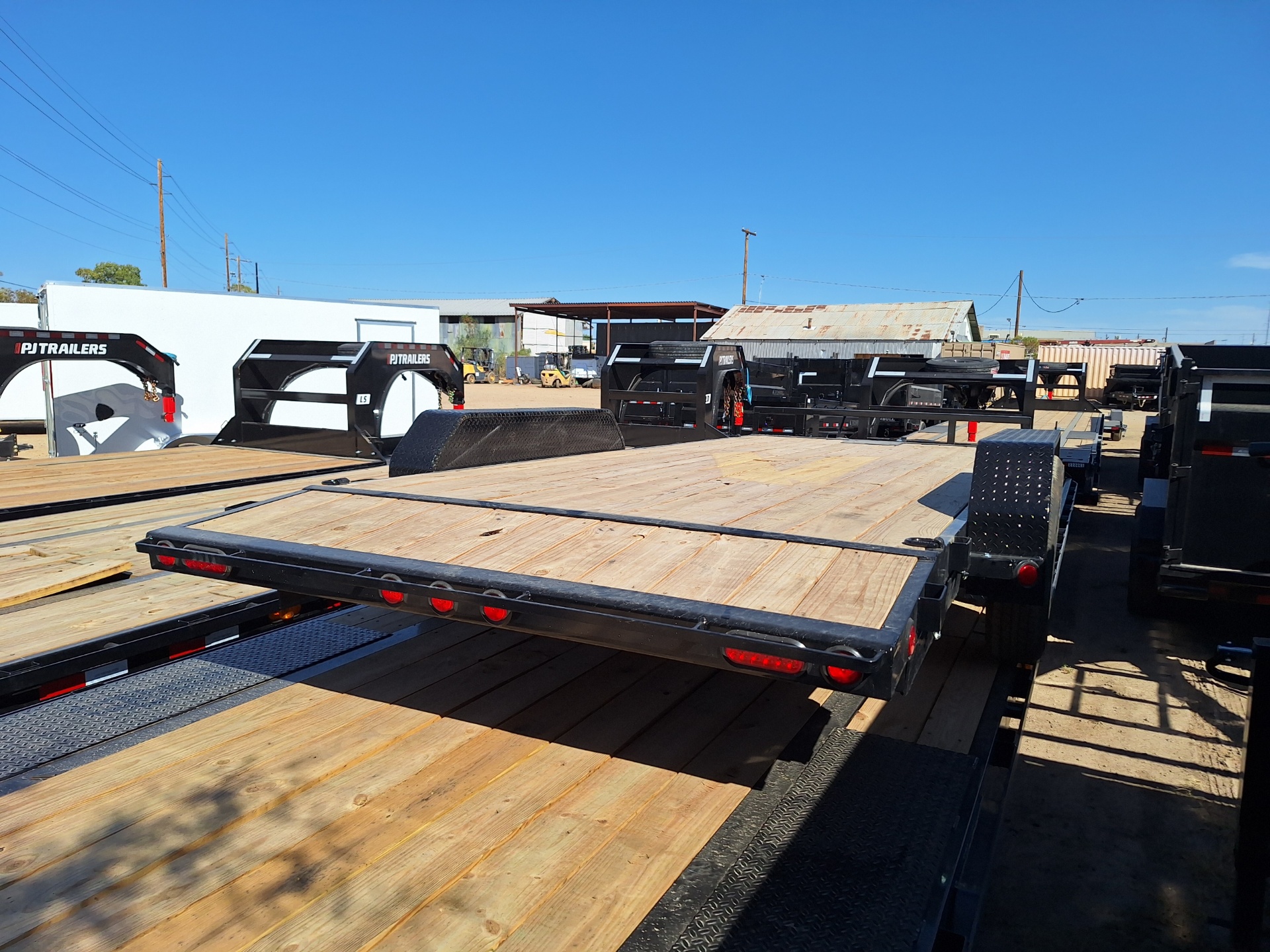 P.J. Trailers 18x83 Tandem Axle, 7K GVWR, Car Hauler - Stock #PPJ10844 - Image 3 of 5