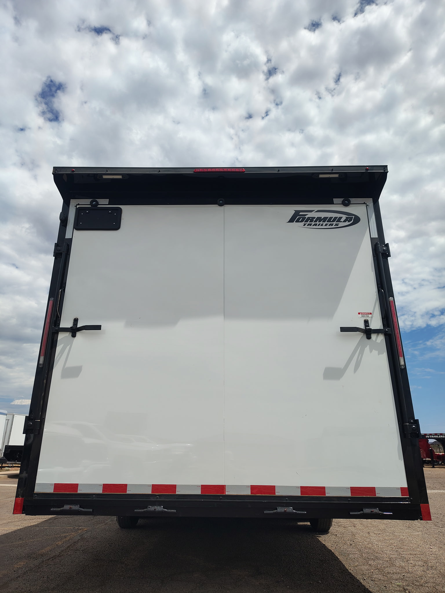 Formula 8.5'x28' Enclosed Car Hauler w/ Rear Ramp Door (Conquest)