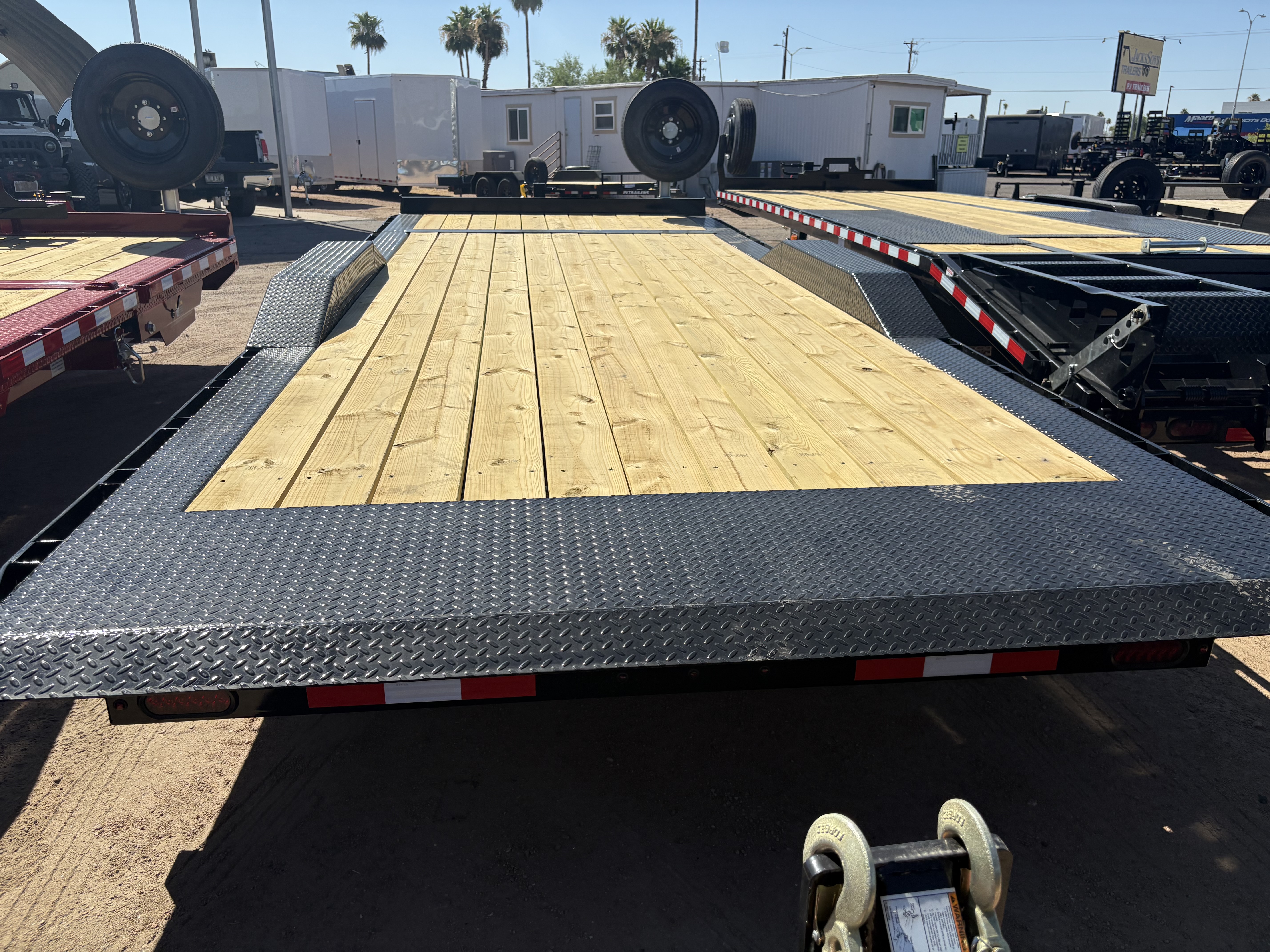 Midsota 22x8.5 (18'+4') Tilt Bed Wide Body, 17,600 GVWR, Winch Package, 80" Steel Toolbox - Stock #MI007 - Image 4 of 5