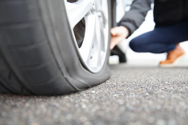 Trailer Tire Maintenance: How to Avoid Blowouts & Extend Tire Life