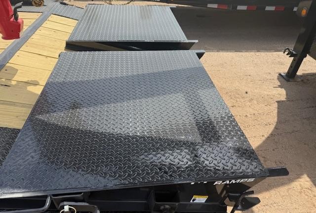 P.J. Trailers 20x102" Tandem Axle, Super-Wide, 22K GVWR, Hyd. Jacks - Stock #PPJ10564 - Image 4 of 7