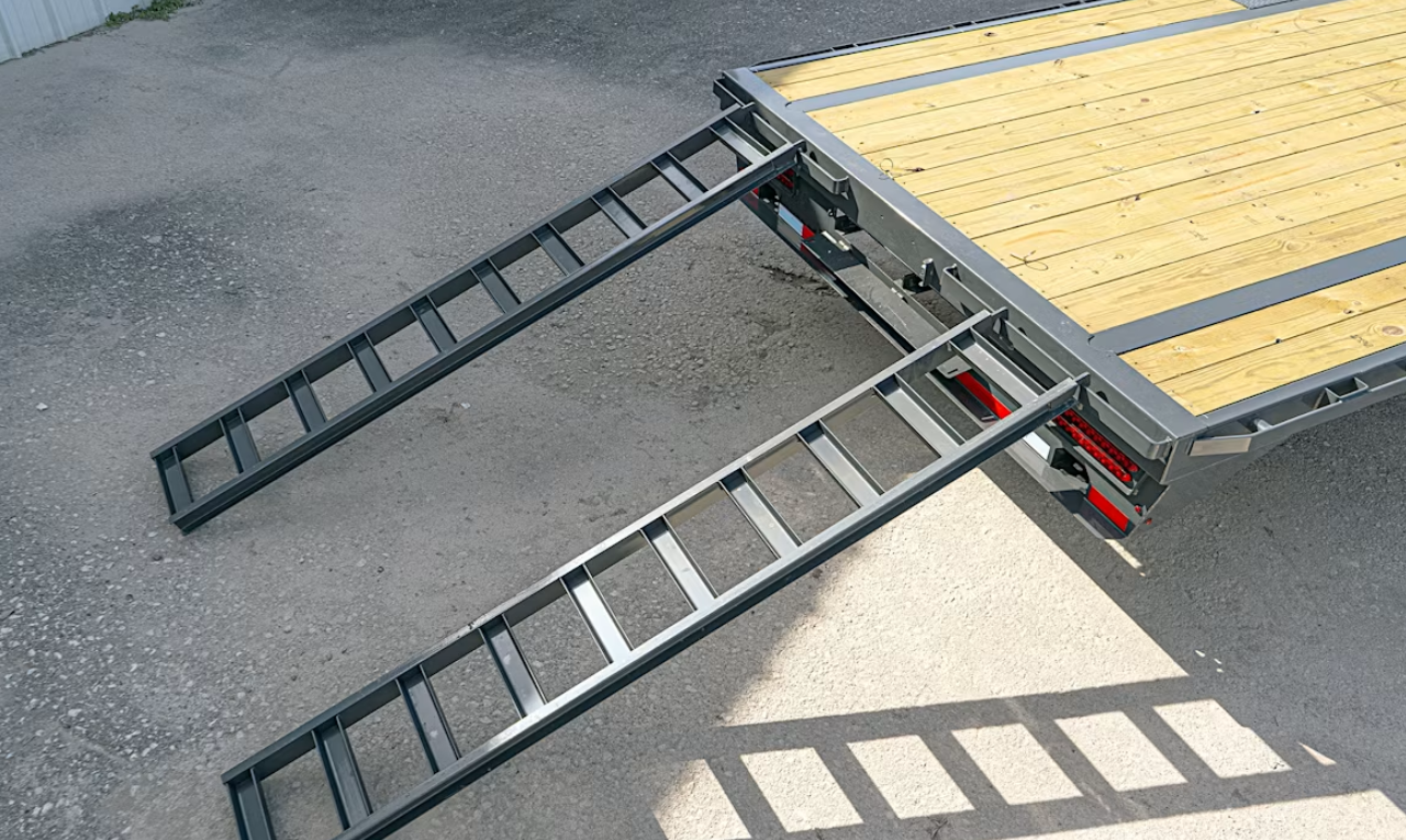 ARC Trailers 25'x102" 14K Gooseneck Flatbed Trailer (GDS)