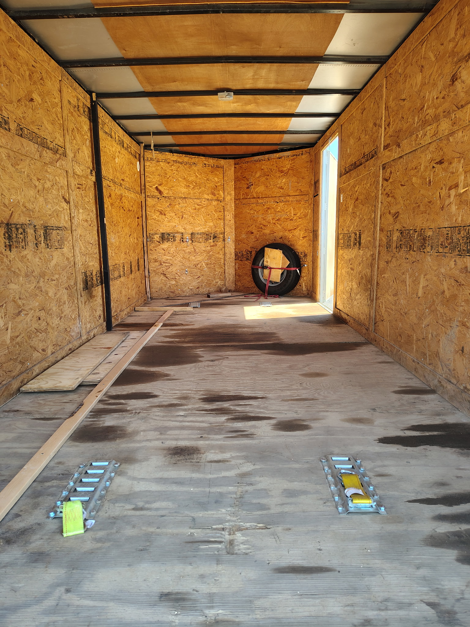 Hurricane 16 x 7 Tandem Axle, Enclosed Cargo, 7K GVWR - Stock #USD7593 - Image 9 of 9