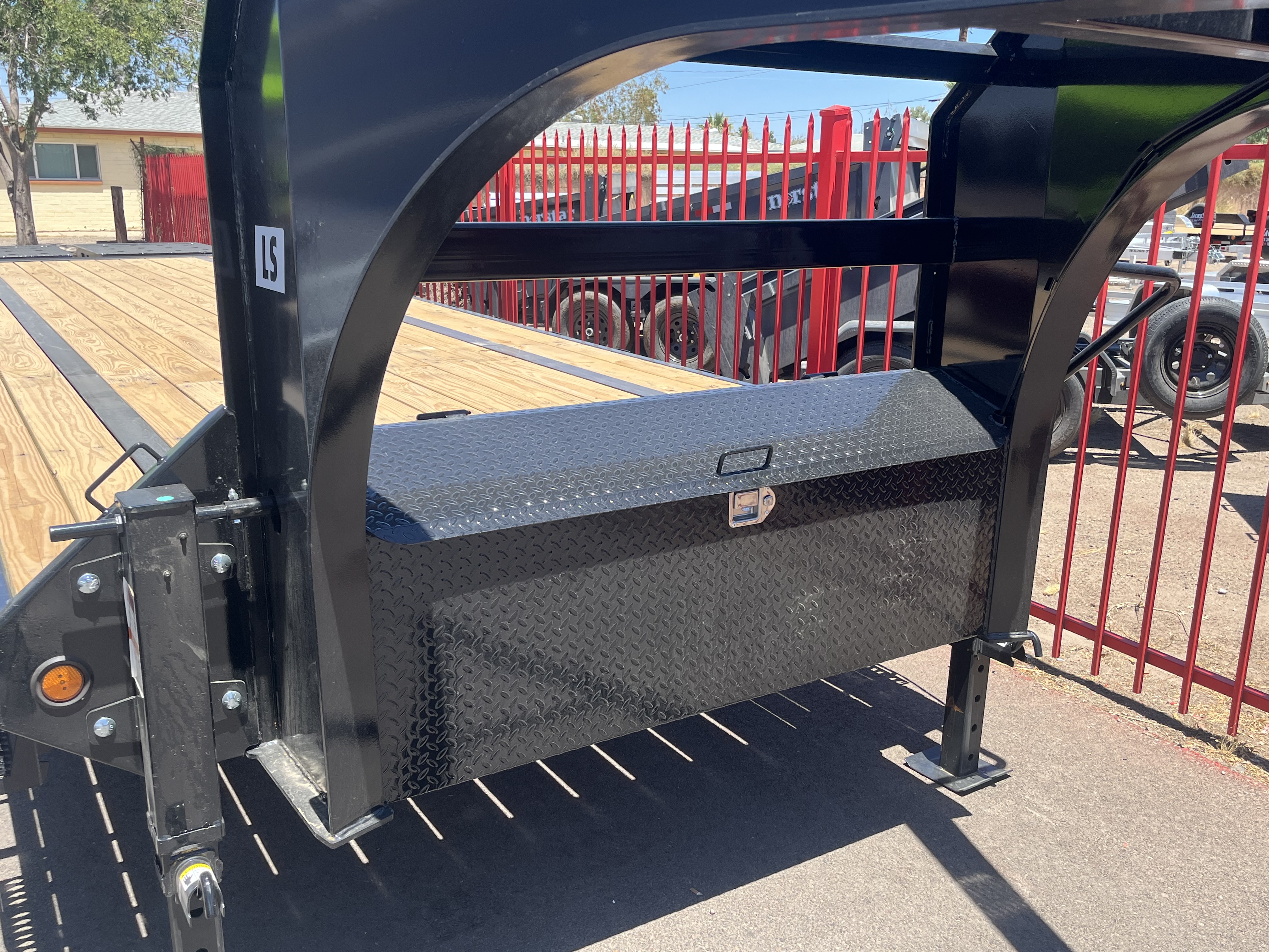 P.J. Trailers 32' Gooseneck Low-Pro Flatdeck with Singles, 15,680 GVWR, Monster Ramps, 14 Ply Tires - Stock #PPJ11219 - Image 7 of 7