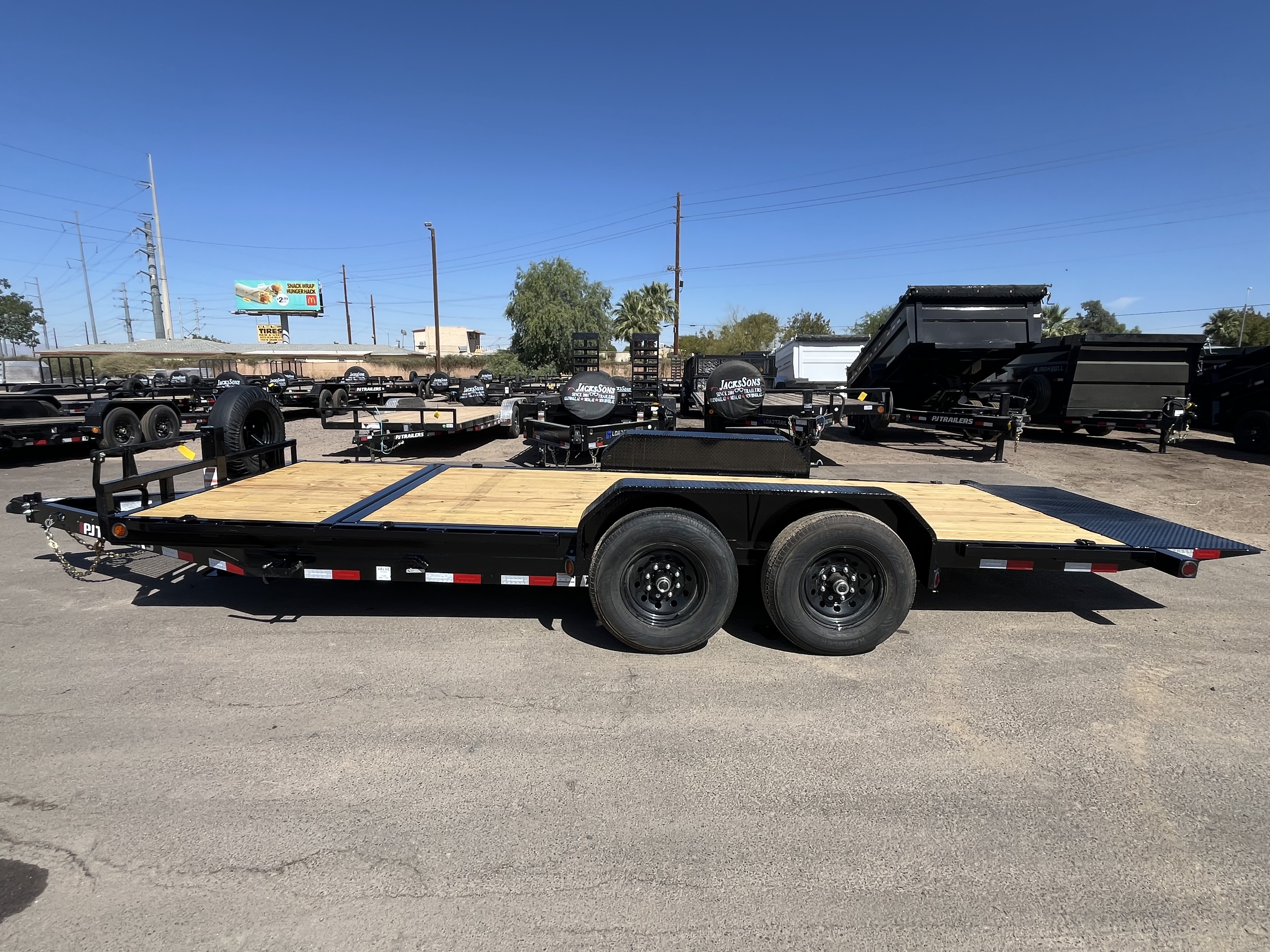 P.J. Trailers 20x83 Tandem Axle, 14K GVWR, Equipment Tilt - Stock #PPJ11173 - Image 5 of 10