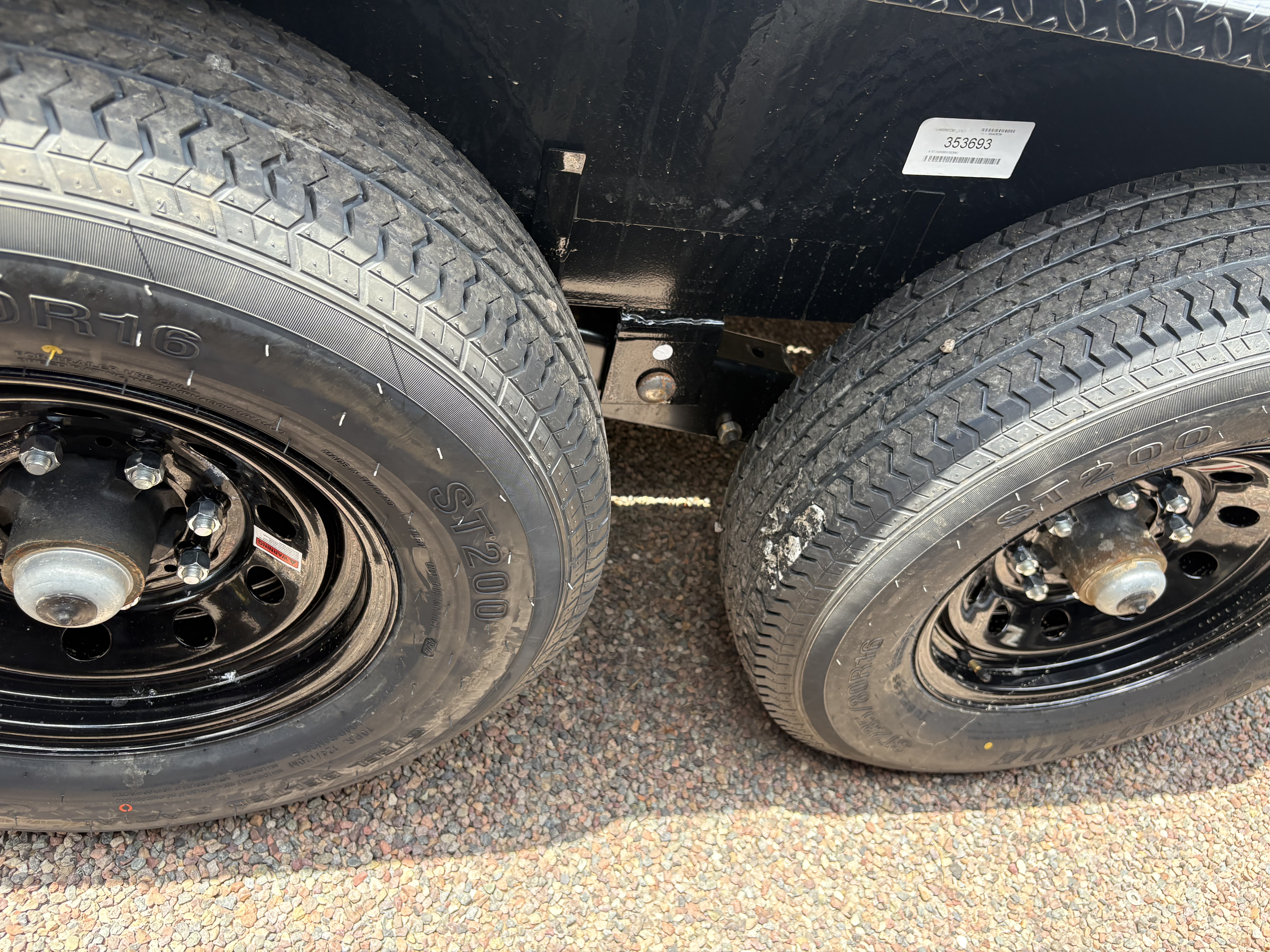 Load Trail 20x83 Tandem Axle, 14K GVWR, Car Hauler, Fold Up Ramps - Stock #LT919 - Image 3 of 5