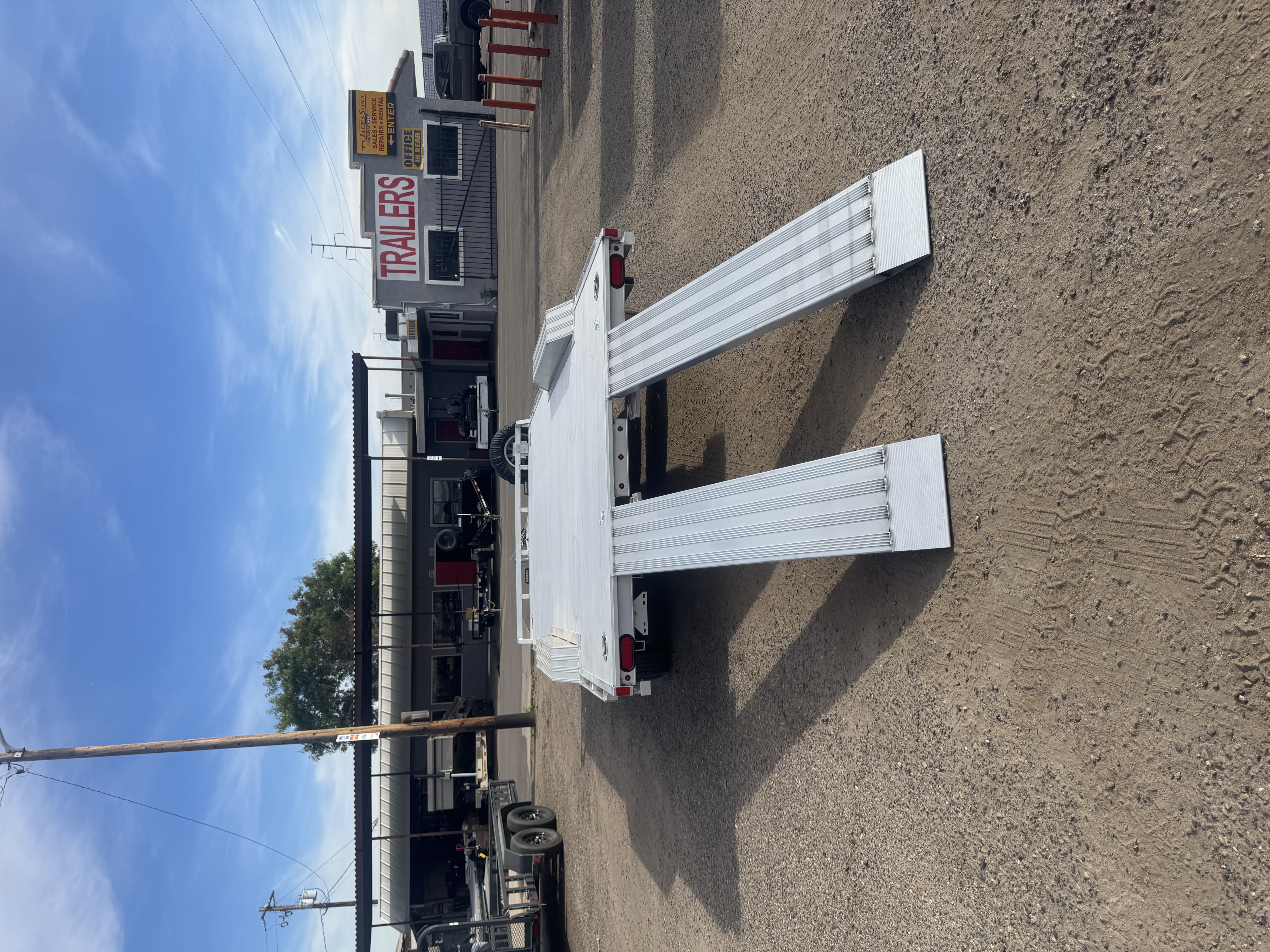 Aluma 18x102 All Aluminum Wide Body, 10K GVWR, Heavy Tandem Axle, Electric Brake, Drive-Over-Fenders, Ramps, RTD (WB18H-TA-EL-DOF-R-RR-RTD) - Stock #ALU363 - Image 5 of 16