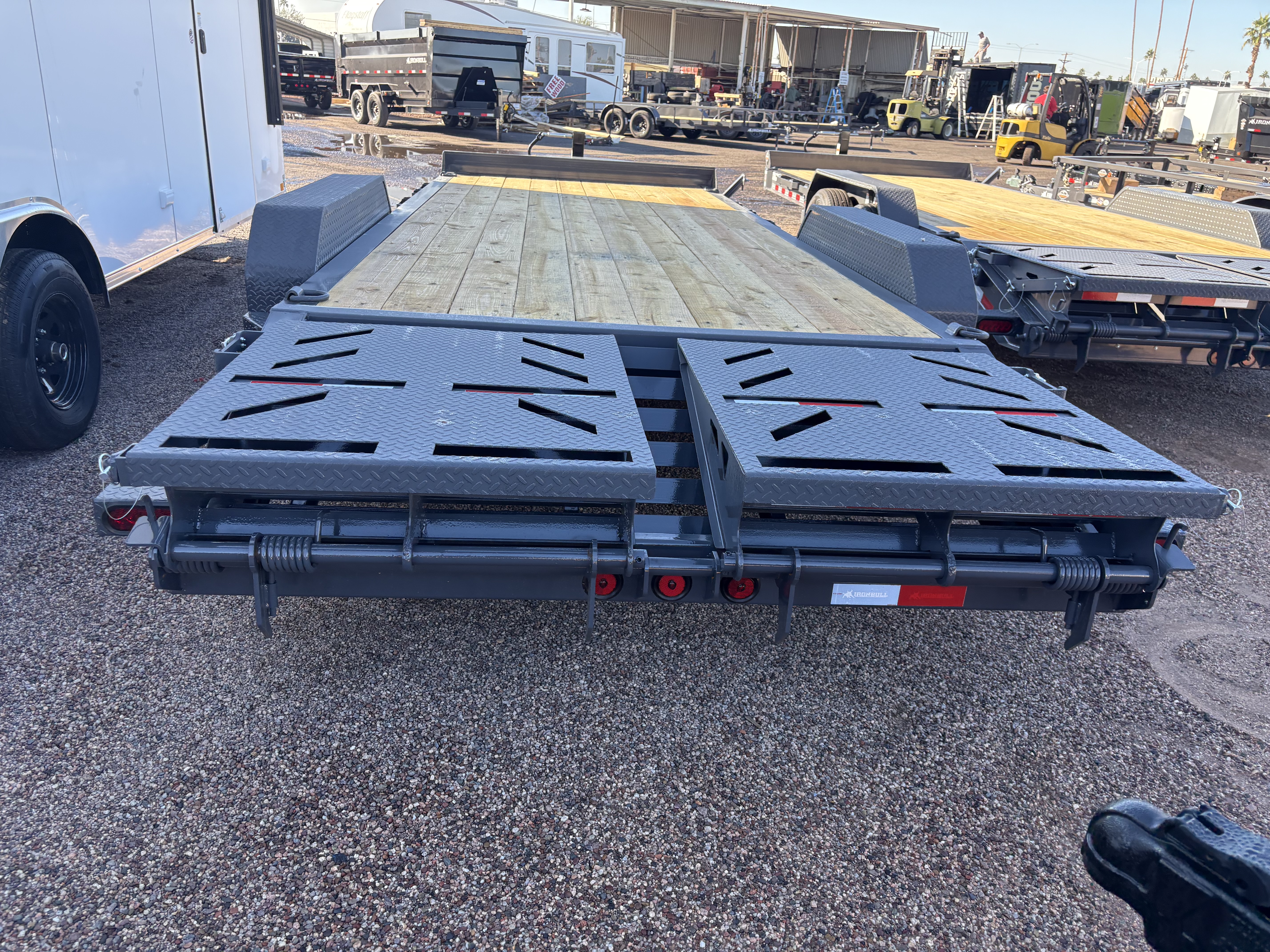 Norstar 20x83 IronBull, Tandem Axle, 14K GVWR, Rampage Ramps - Stock #NS537 - Image 3 of 5