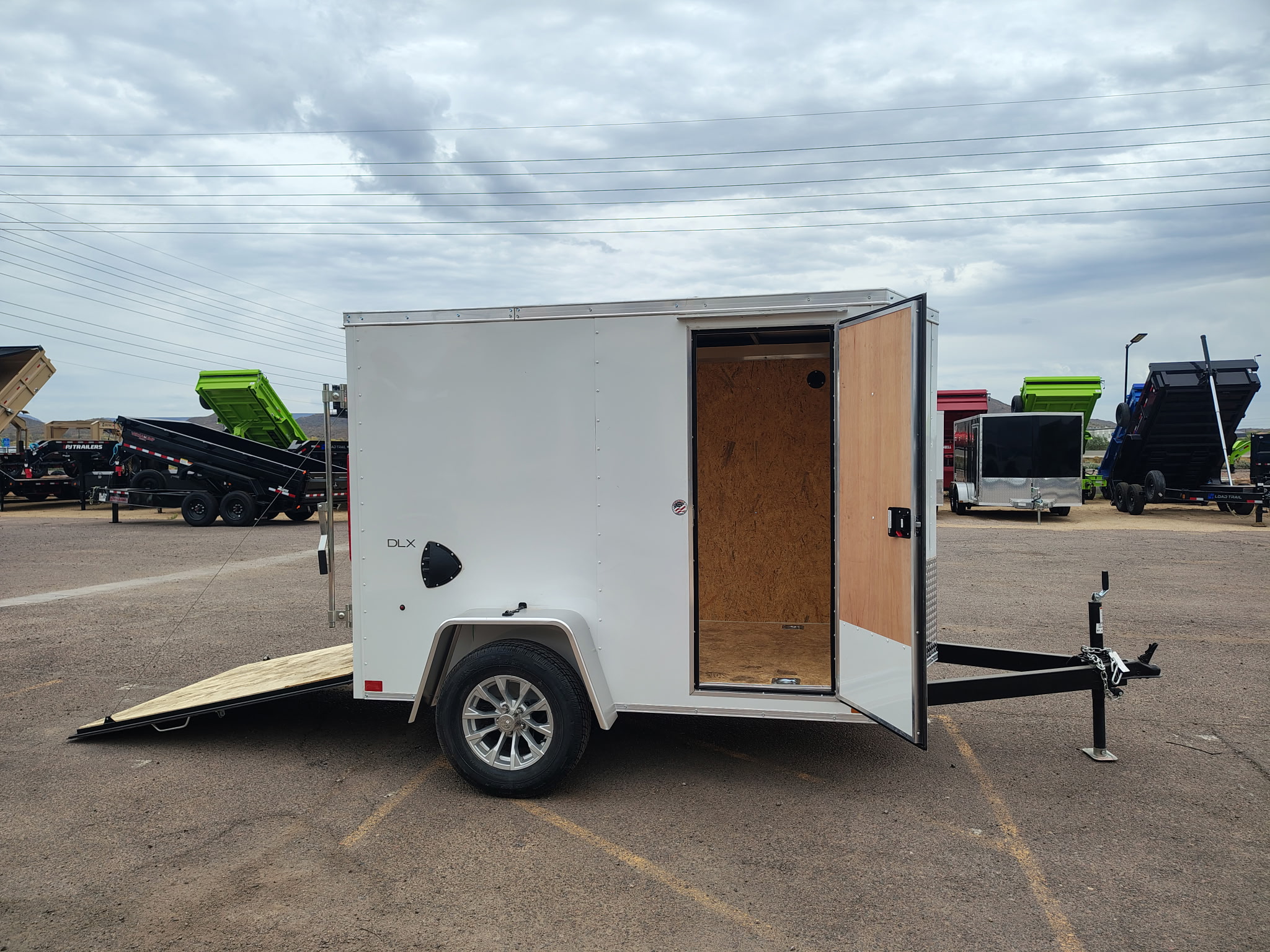 Compass 08x5 Indigo DLX, 3K GVWR, Ramp Door - Stock #CMP2817 - Image 3 of 7