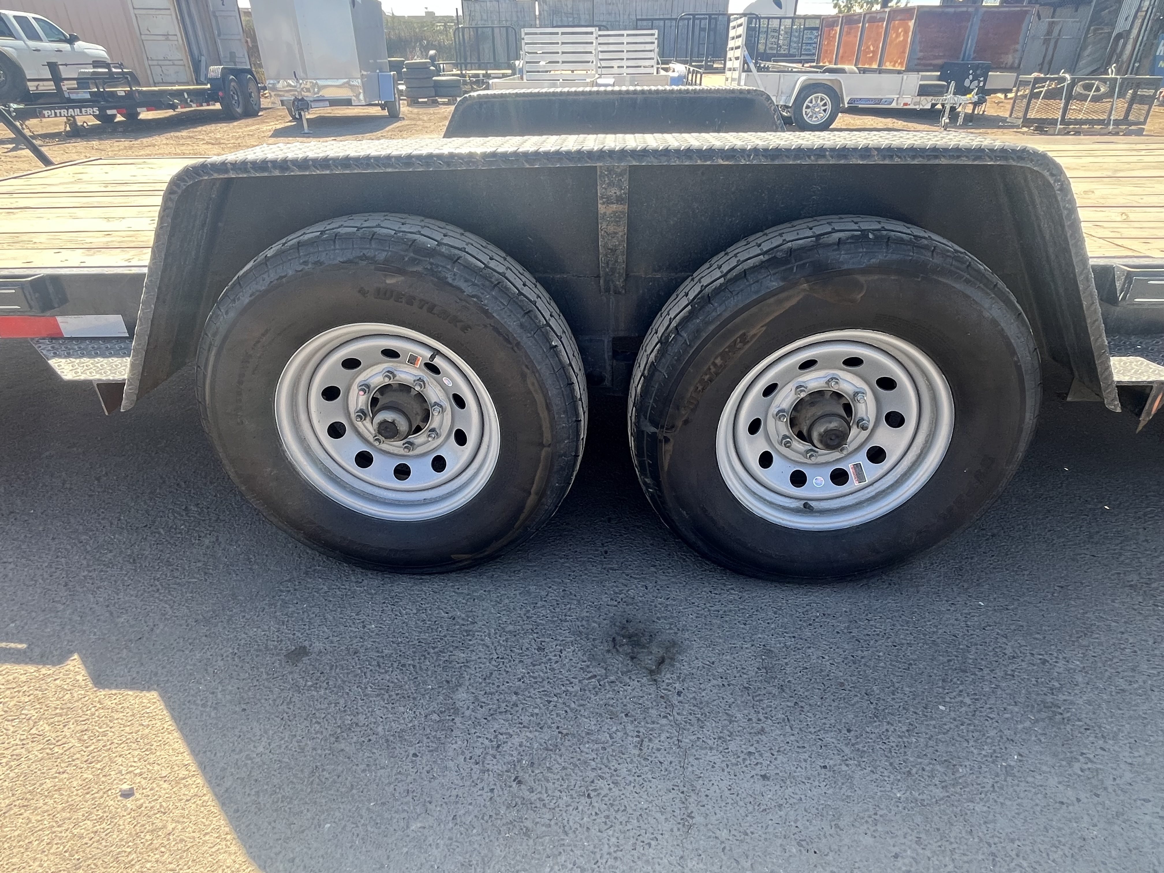 KAUFMAN 83X28 GOOSENECK 15K GVWR - Stock #USD1153 - Image 7 of 10