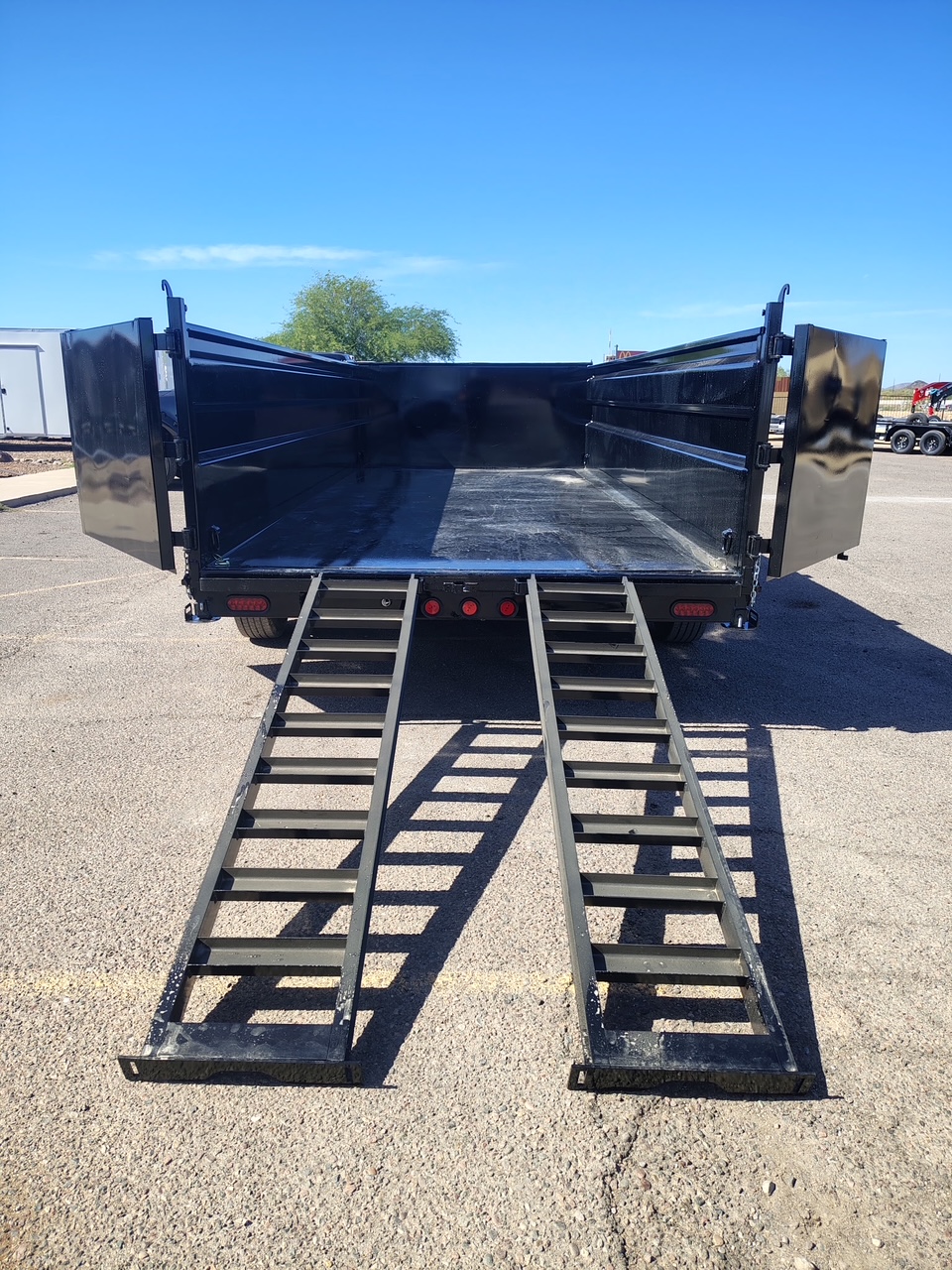 P.J. Trailers 14x83 Tandem Axle, 15,400 GVWR, Low Pro Dump, 36" Sides, 14 Ply Tires - Stock #PJD1693 - Image 2 of 12