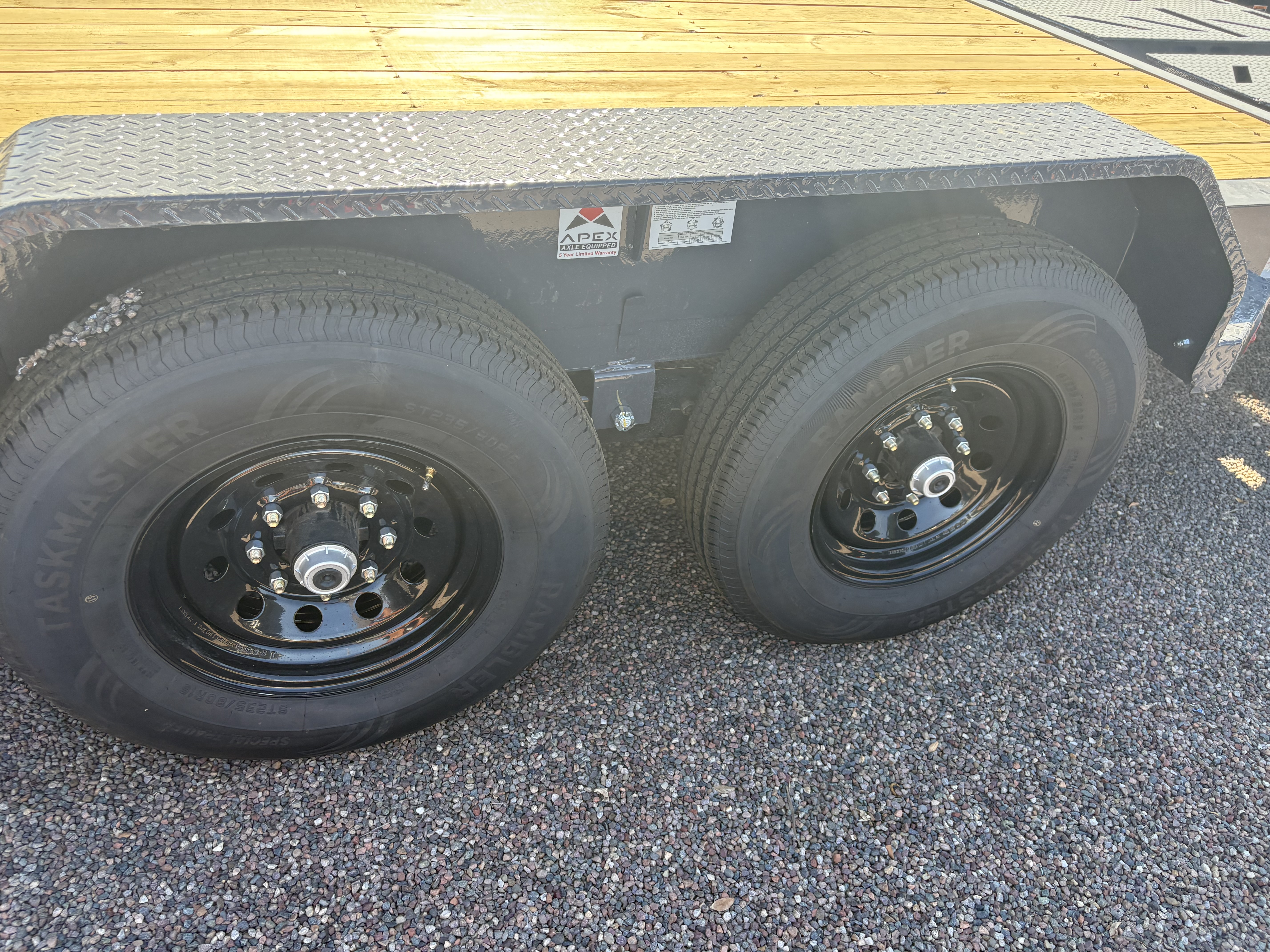 Norstar 22x83 IronBull, Tandem Axle, 14K GVWR, Rampage Ramps, Winch Plate - Stock #NS576 - Image 3 of 5