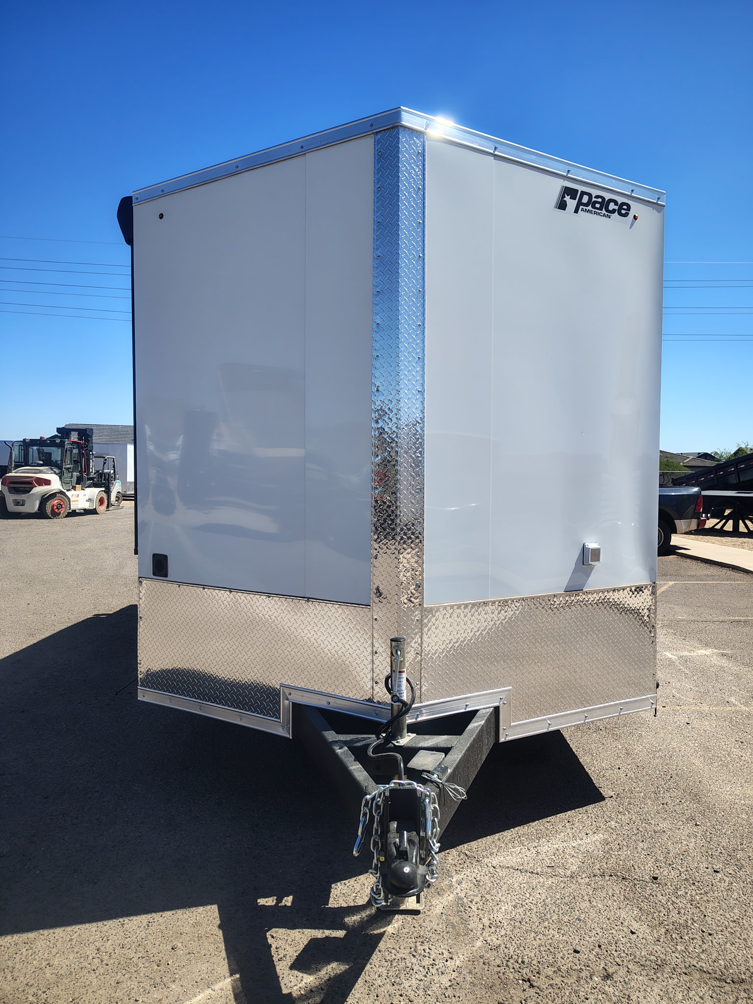 Pace American 16x8.5 Journey SE Flat Top Sloped V-Nose Car Hauler, 7K GVWR, Slider Window, AC/Heat, Jacknife Sofa, Insulated Walls/Ceiling, Drive Over Wheel Boxes, Rubber Flooring, Power Awning - Stock #CMP2880 - Image 4 of 16