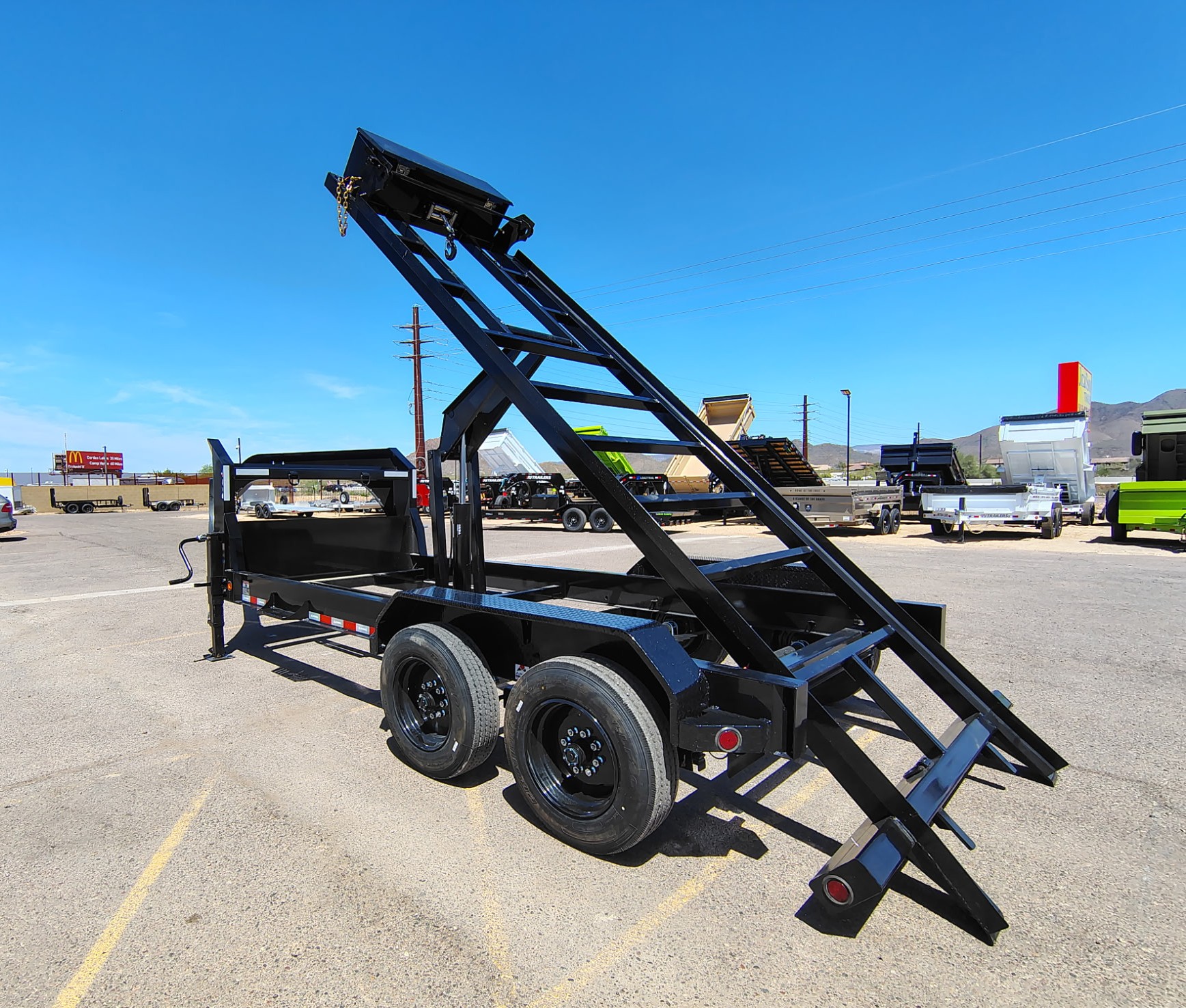 Norstar 16x83 Ironbull Gooseneck, Tandem Axle, Roll Off Chassis, 16K GVWR, 16 PLY - Stock #NST1440 - Image 8 of 12