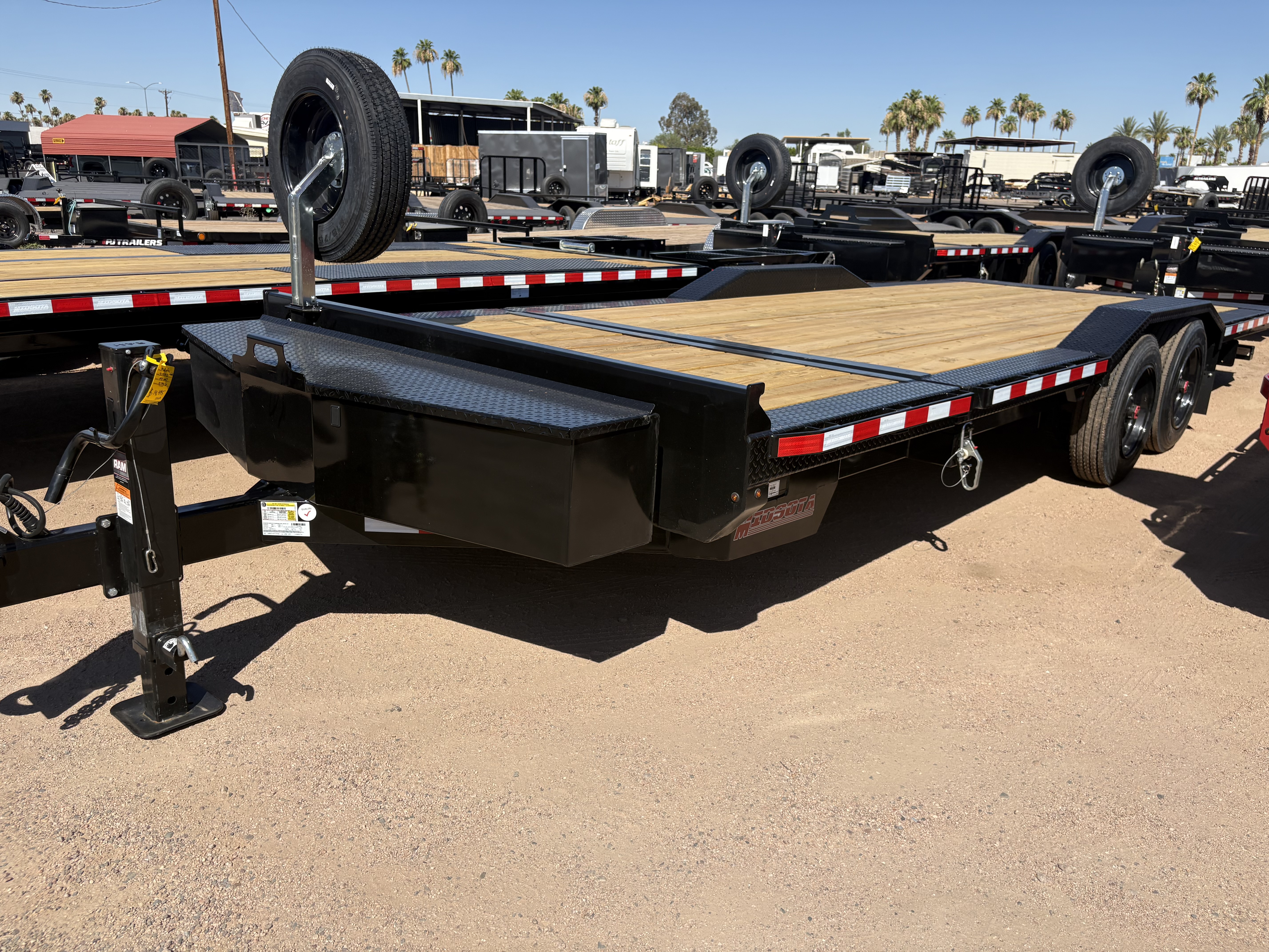 Midsota 22x8.5 (18'+4') Tilt Bed Wide Body, 17,600 GVWR, Winch Package, 80" Steel Toolbox - Stock #MI007 - Image 2 of 5