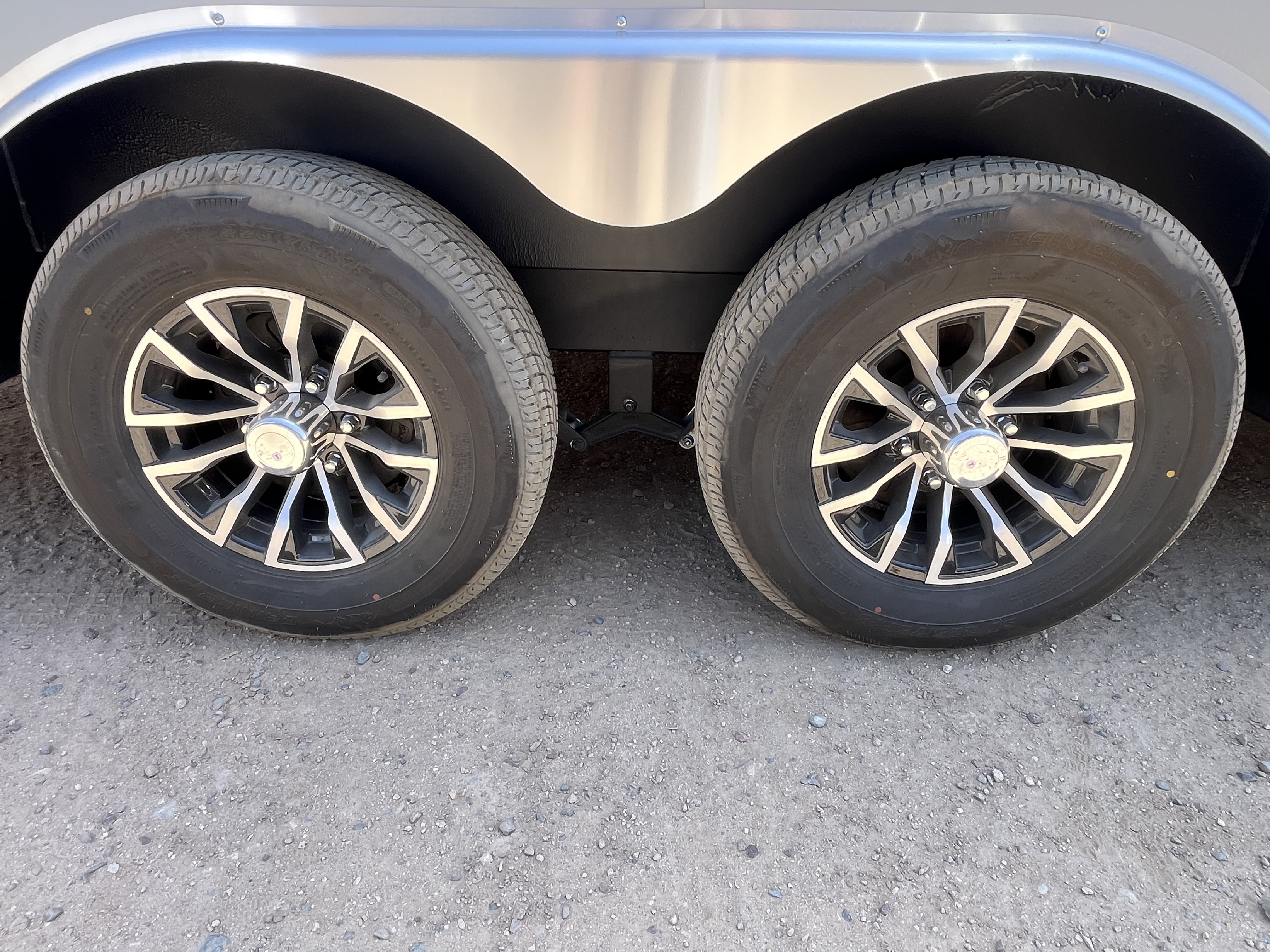 Compass 20x8.5 Jasper SE Car Hauler, 10K GVWR, Ramp Door, A/C, White Wall / Ceiling, RTP Floor - Stock #CMP2857 - Image 4 of 10