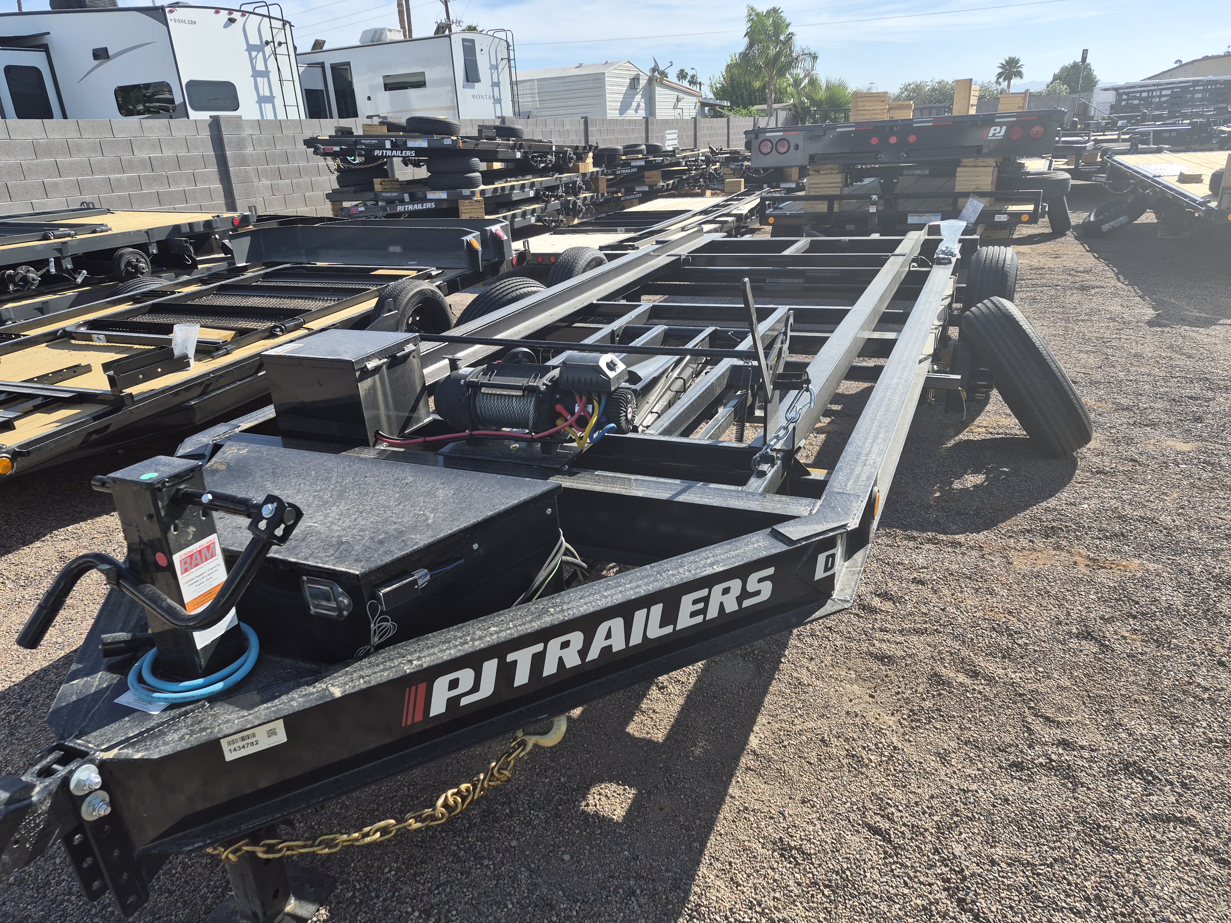 P.J. Trailers 14'x83" Rollster Roll-off Dump Trailer (DR) - Stock #PJD1663 - Image 2 of 2