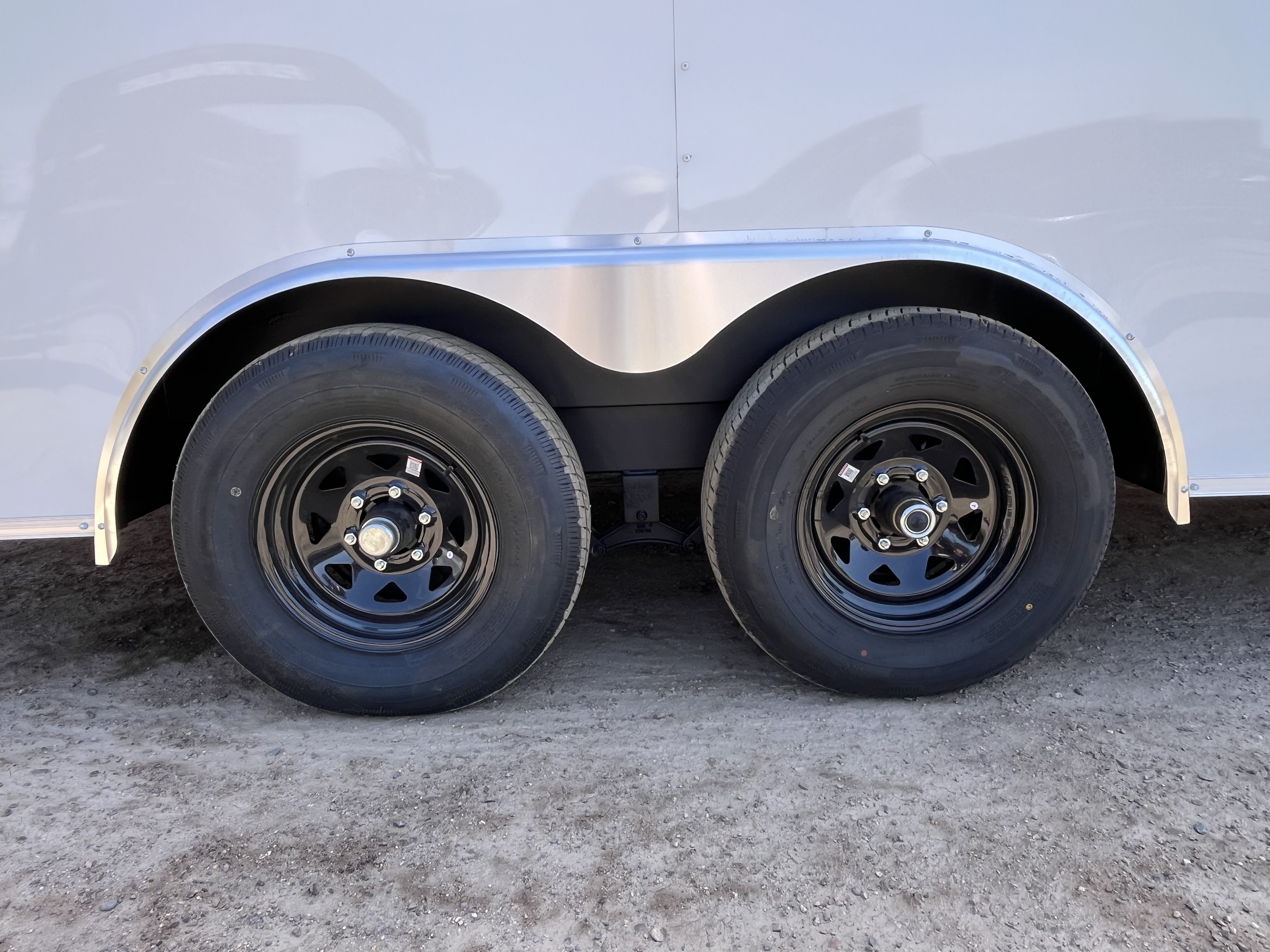 Compass 20x8.5 Indigo DLX, 10K GVWR, Ramp Door - Stock #CMP2873 - Image 3 of 9