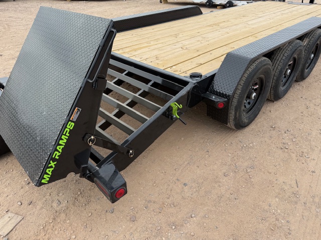 Load Trail 22x83 Triple Axle, 21K GVWR, Car Hauler, Max Ramps - Stock #LT916 - Image 5 of 6